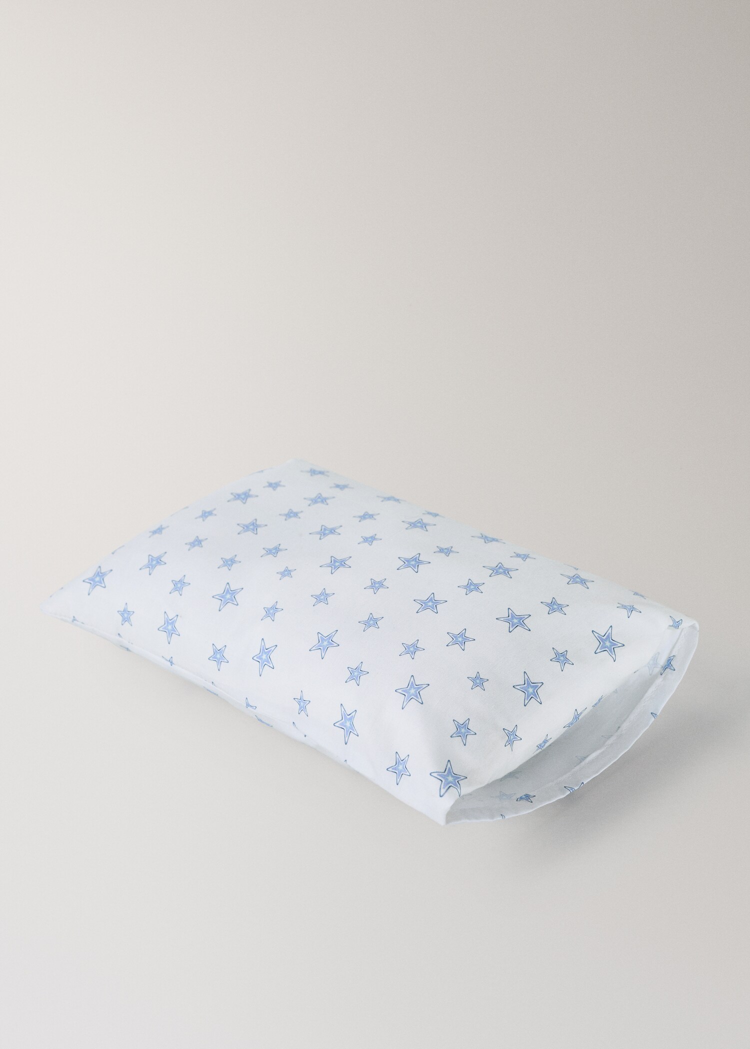 Cotton percale stars cot fitted sheet and pillow set - Details of the article 4