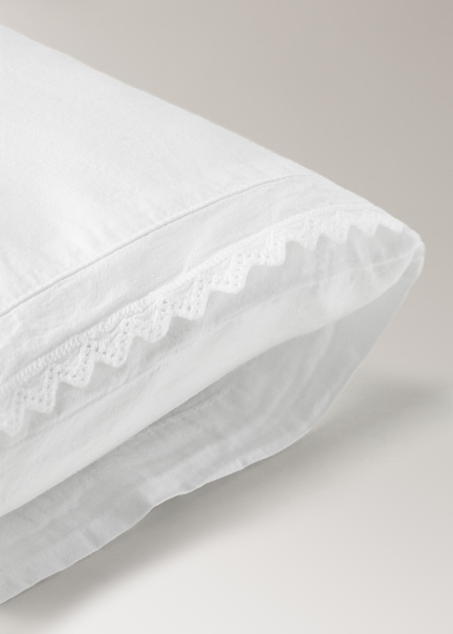 Set van bovenlaken en kussensloop voor wieg van garment-washed perkal - Detail van het artikel 1