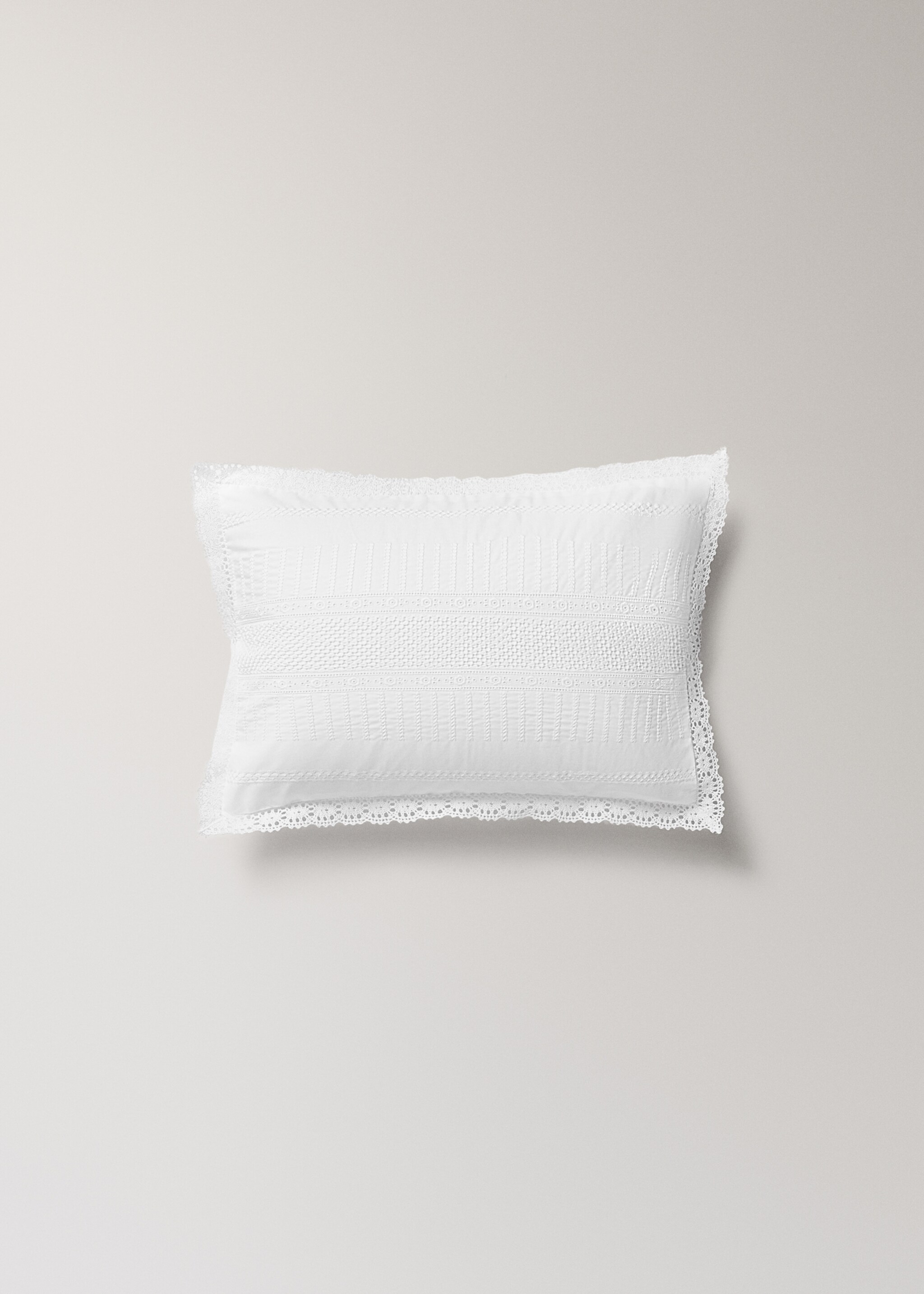 Children's embroidered cotton cushion cover 30x40 cm - Article without model, White. Ref: 27094067-00.
