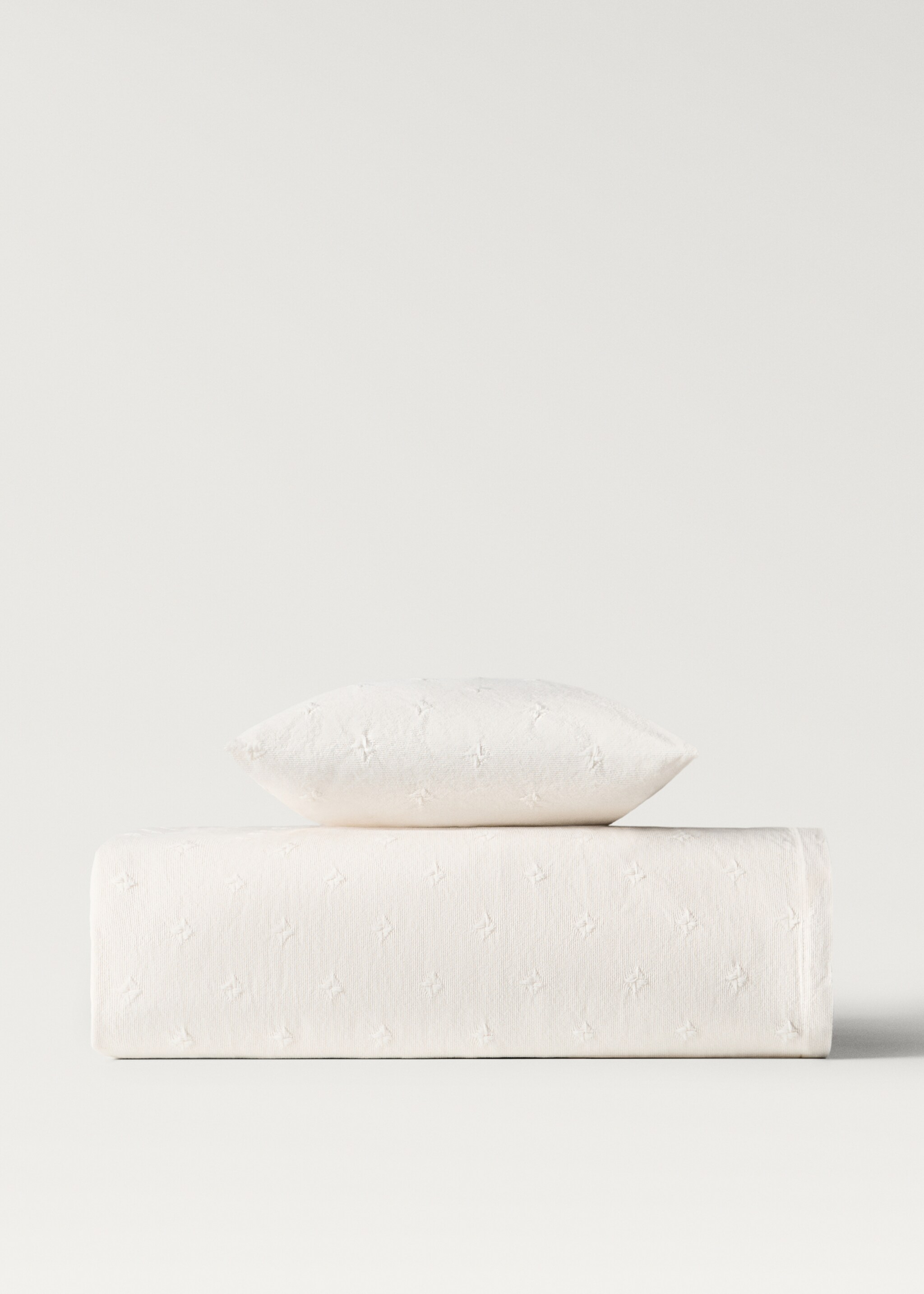 Cotton jacquard children’s bedspread for 90/105 cm bed - Article without model, White. Ref: 27094071-00.