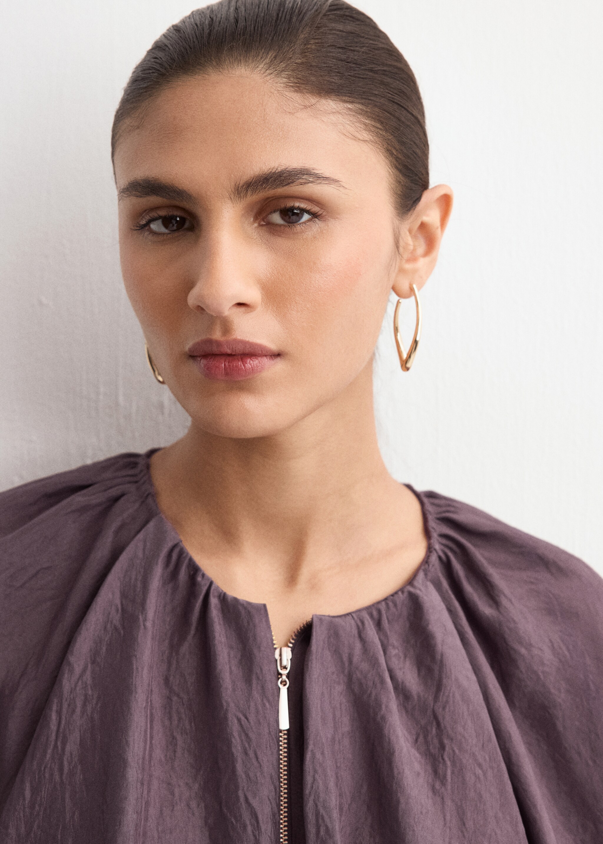 Oversized bomber jacket - Details of the article 1, Purple. Ref: 27094074-00.