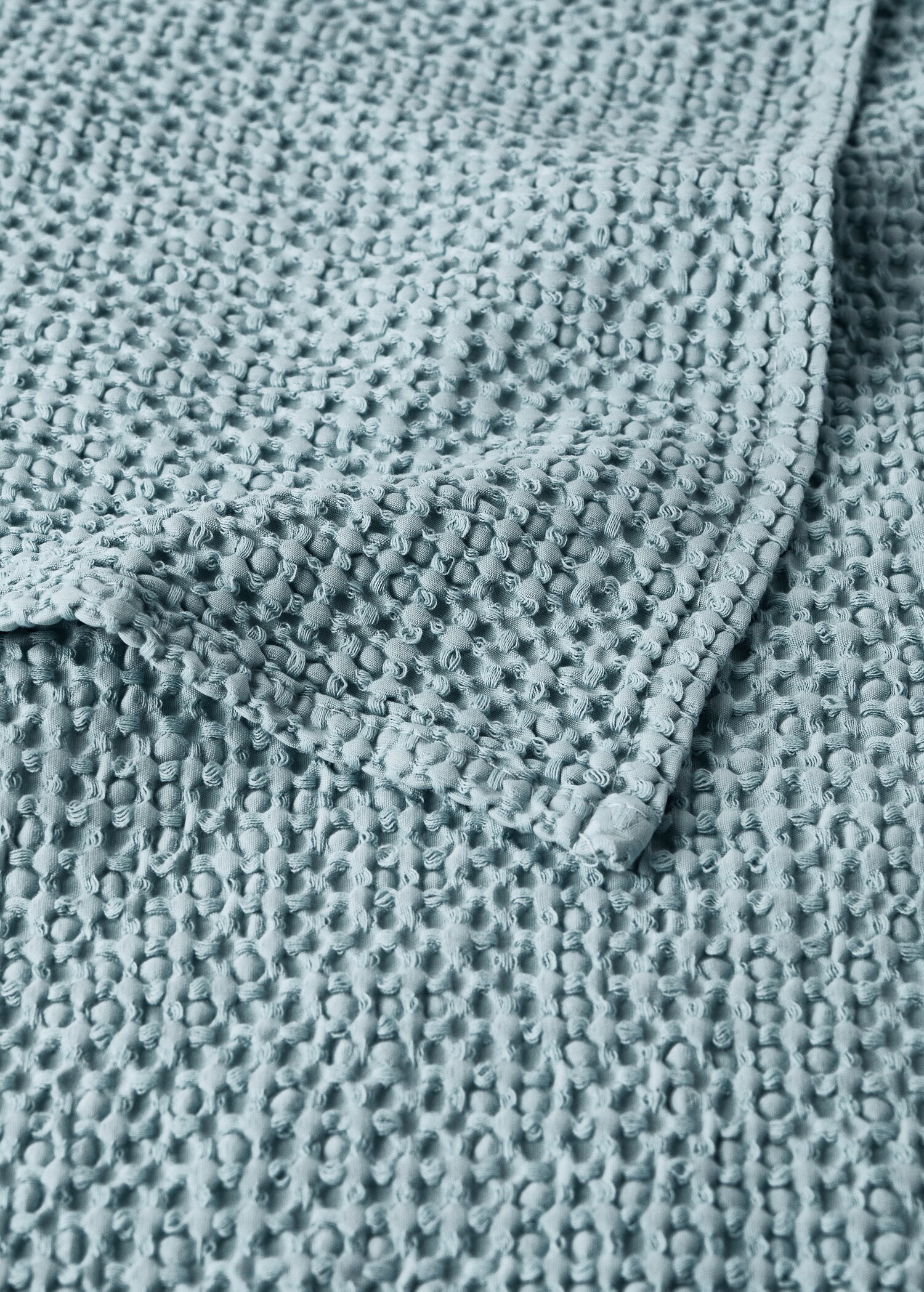 Waffle-cotton garment-dyed bedspread for cot - Details of the article 2