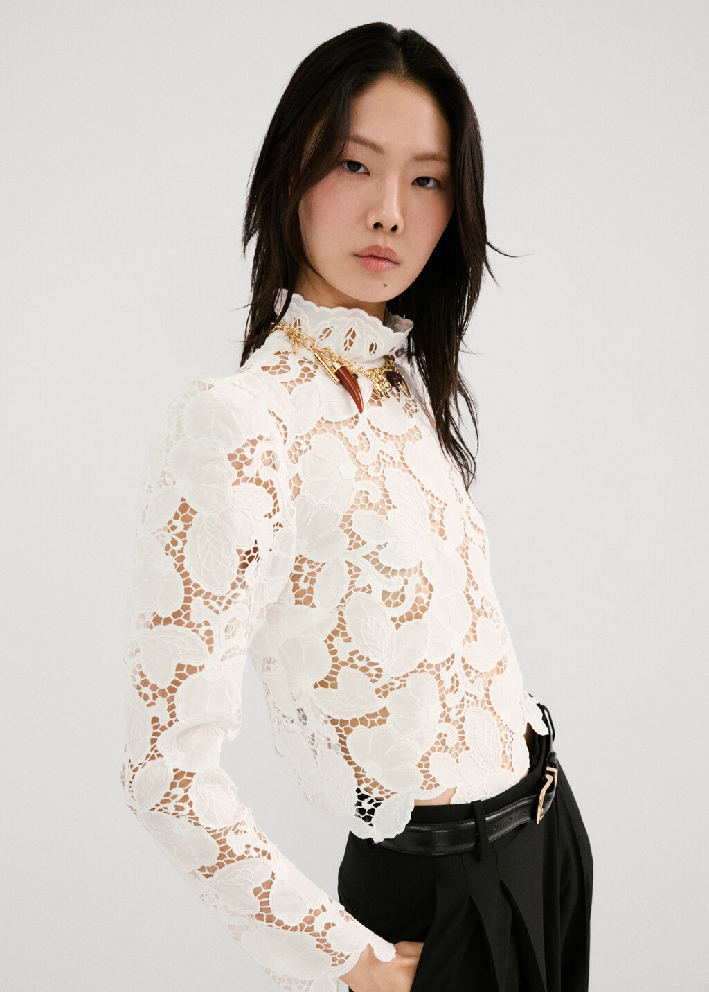 Floral embroidery blouse - image 4