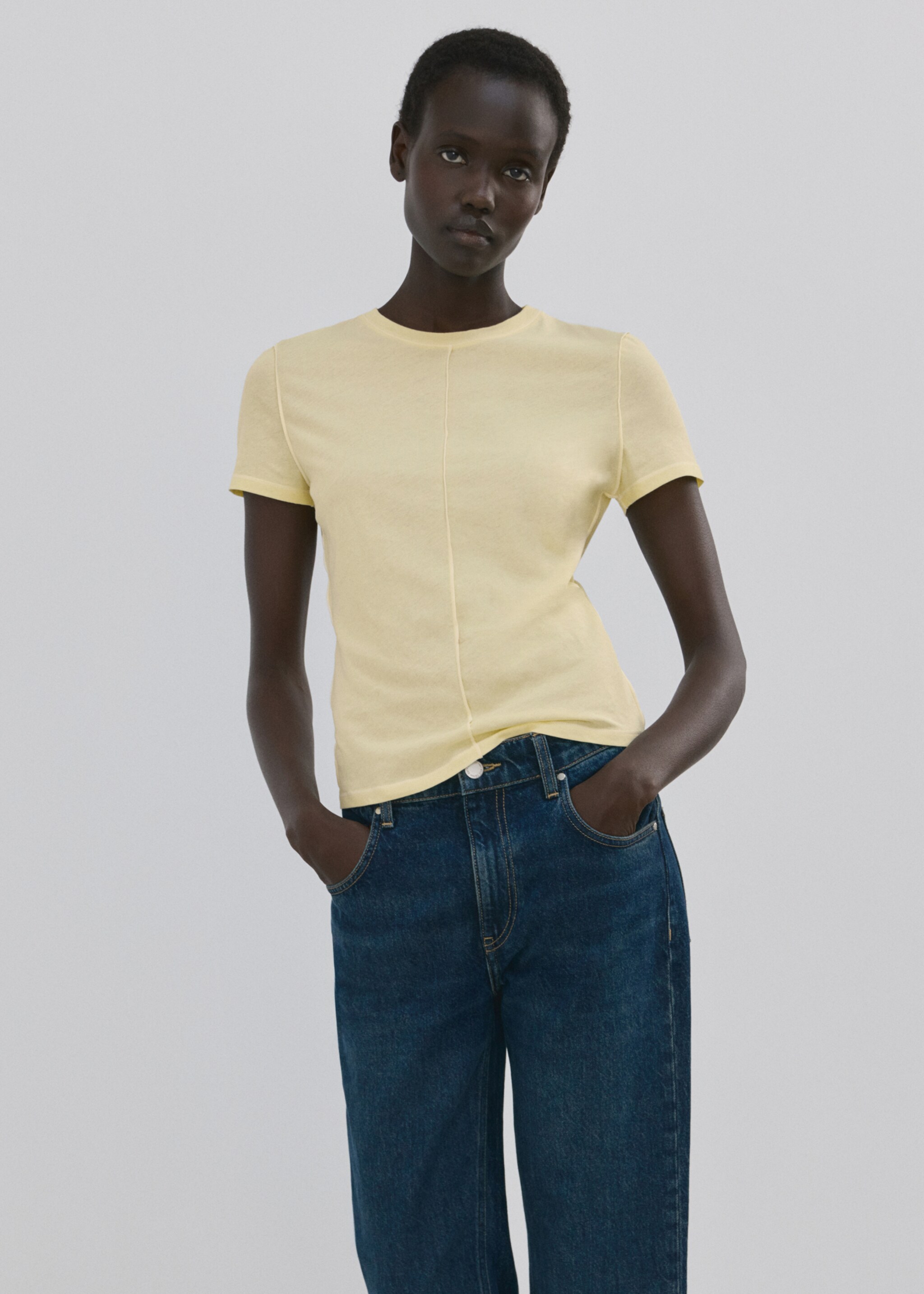 Katoenen T-shirt met stiksels - Middenvlak, Pastelgeel. Ref: 27094078-00.