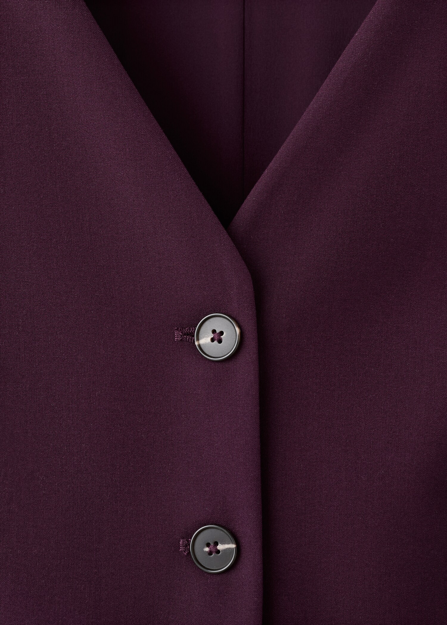 Long suit-style jumpsuit - Details of the article 0
