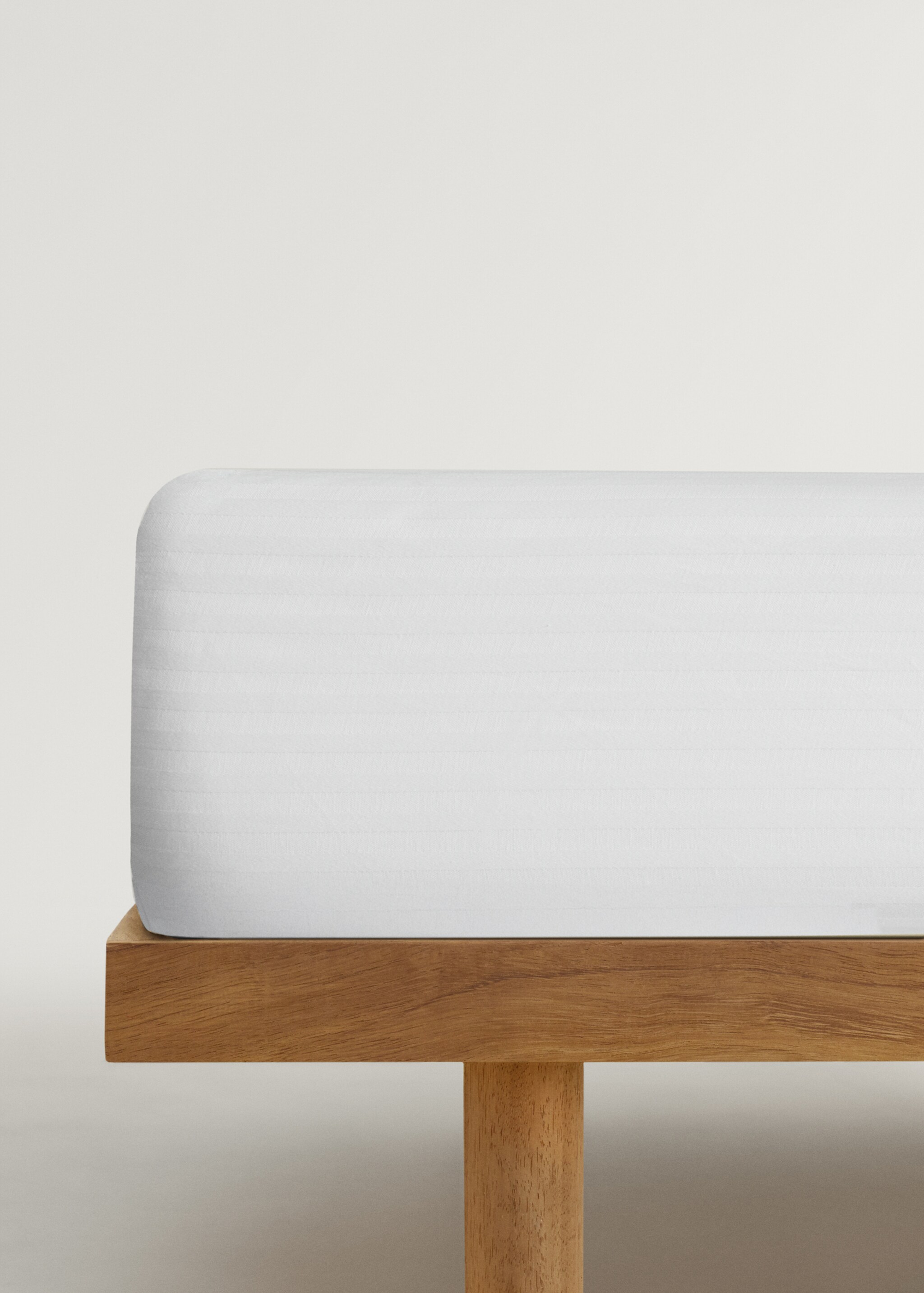 Satin cotton satin striped mattress protector for 90 cm bed - Article without model, White. Ref: 27094101-00.