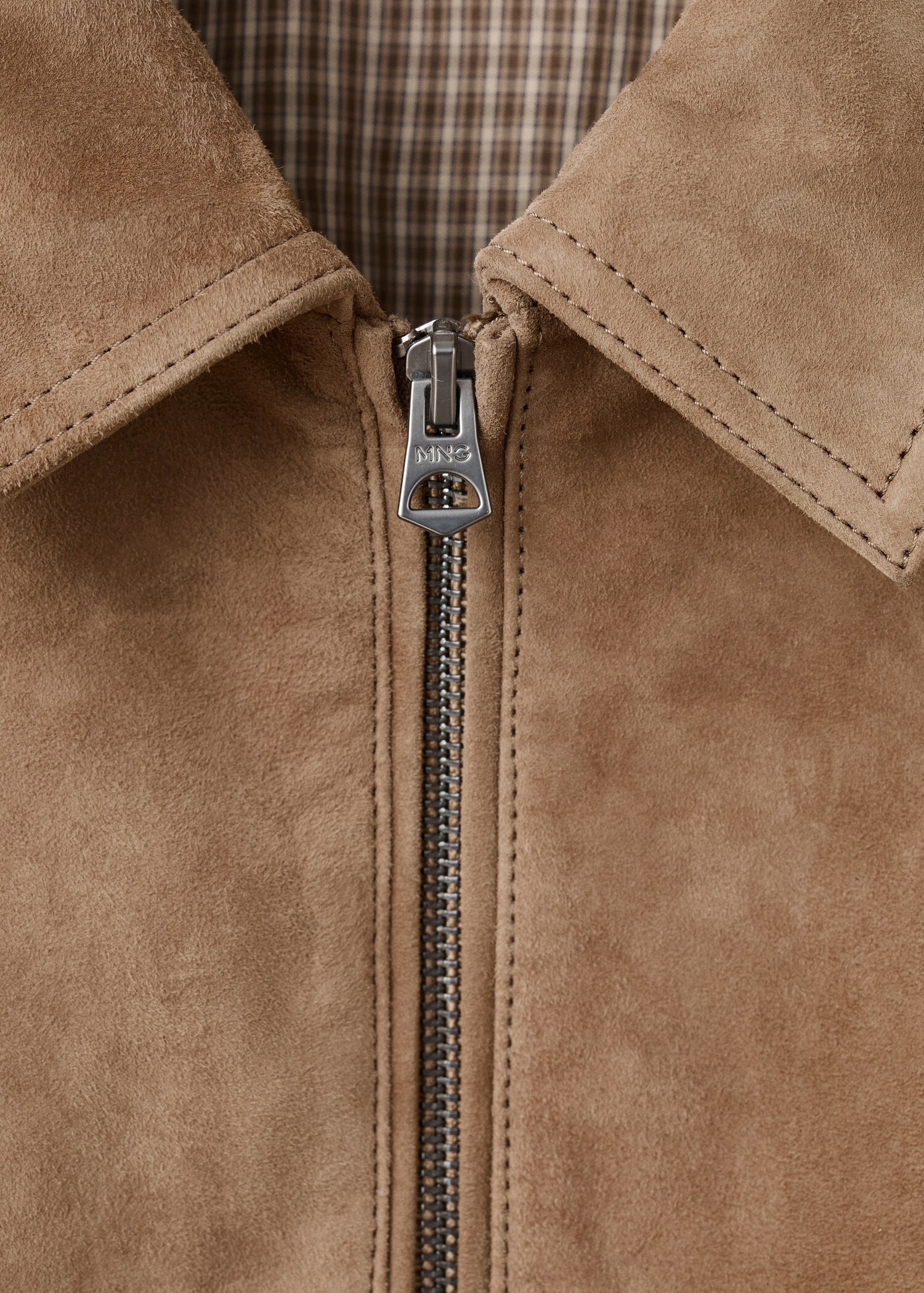Suede leather jacket with zipper fastening - Details of the article 8