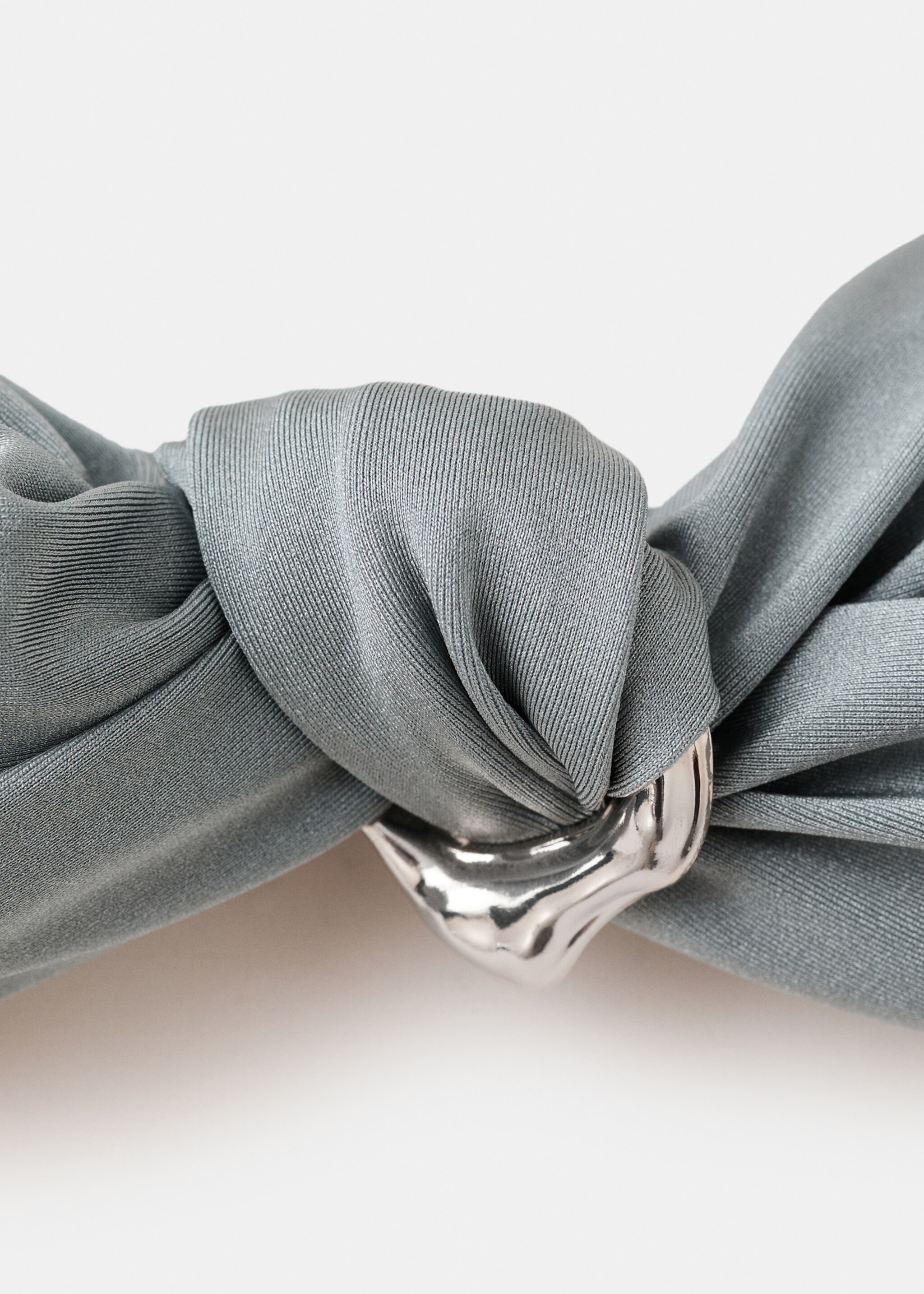 Bandeau bikini top with shiny finish - Details of the article 8, Grey. Ref: 27094420-00.