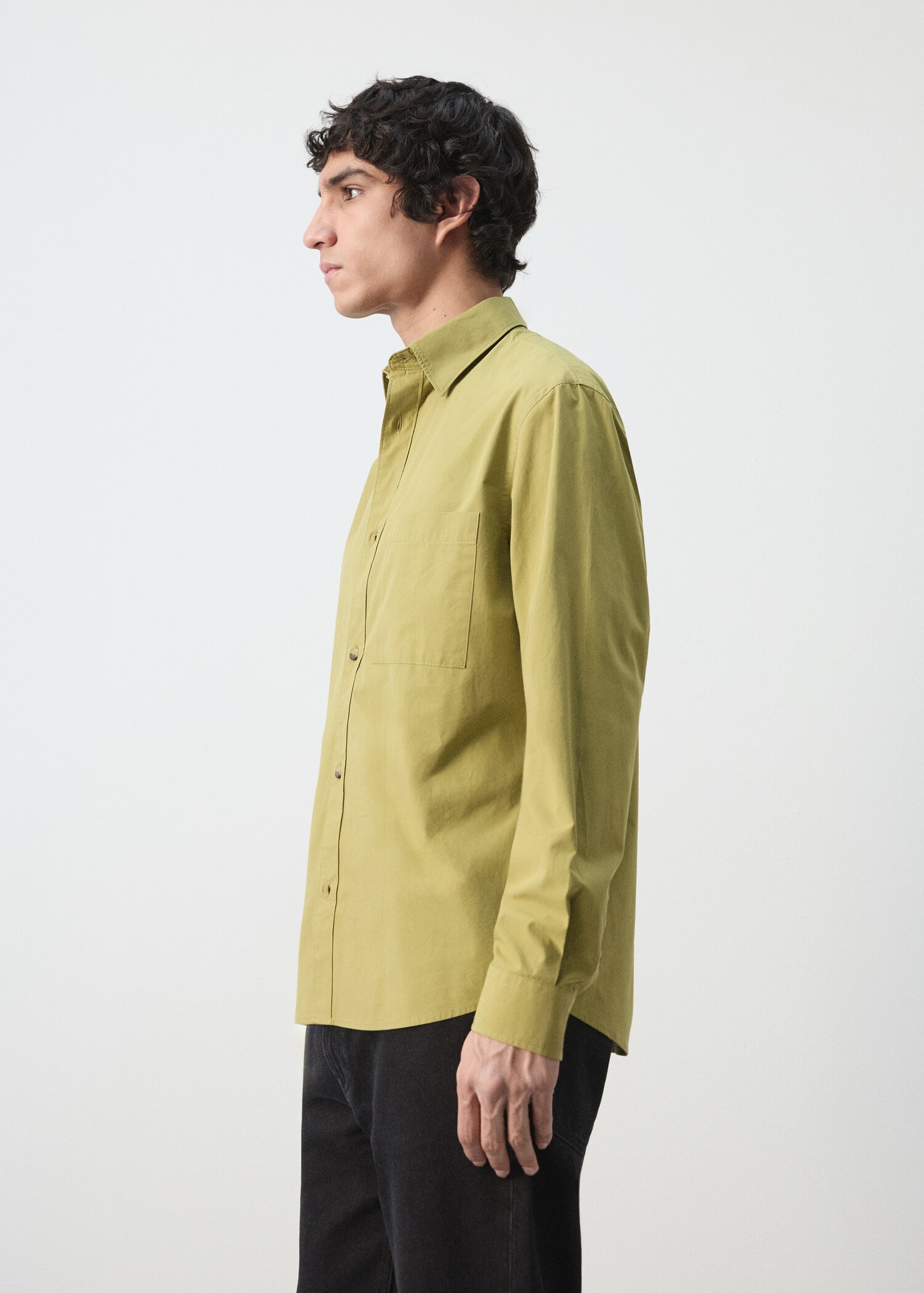 100% cotton relaxed-fit shirt - Details of the article 2