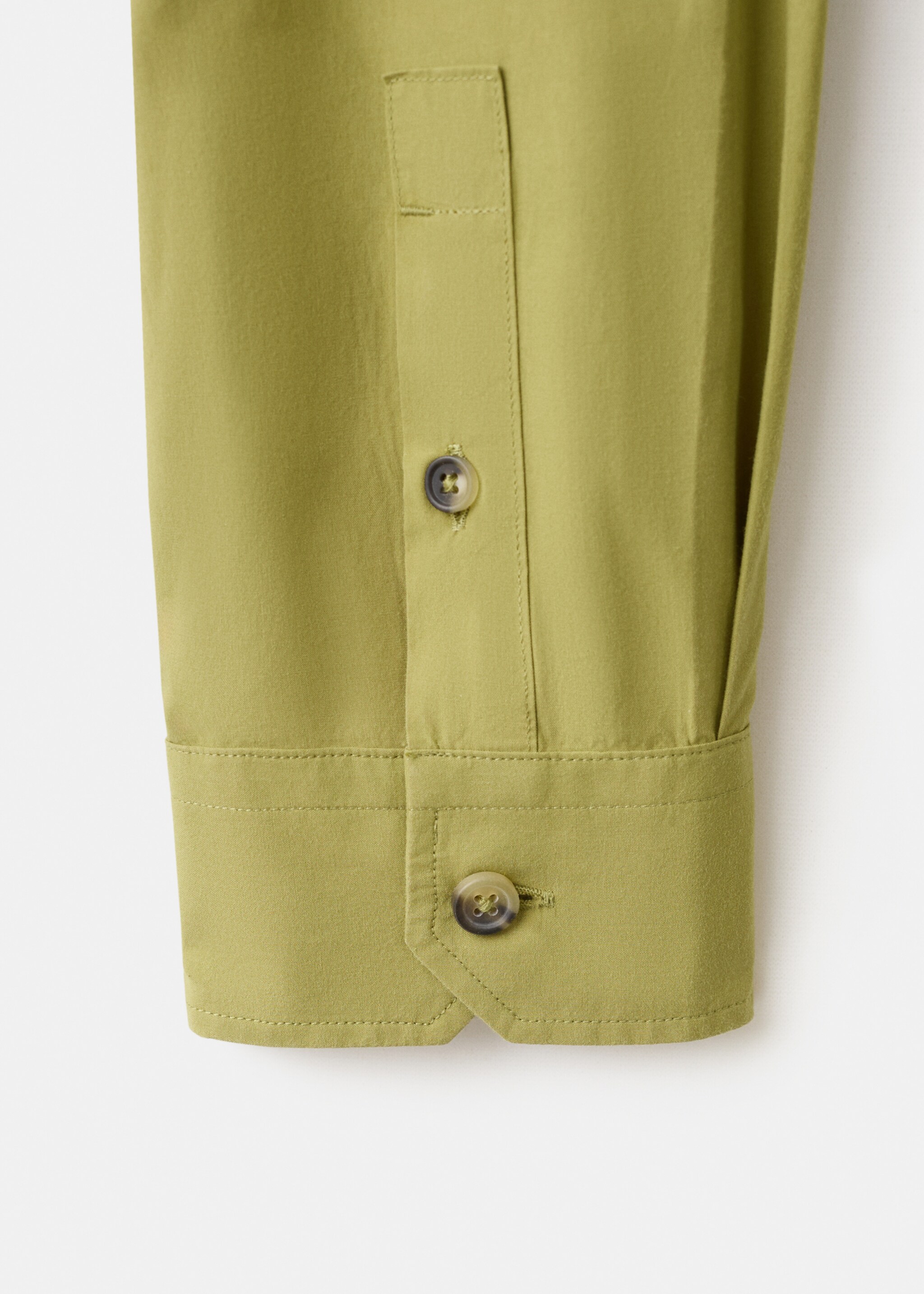 100% cotton relaxed-fit shirt - Details of the article 8, Olive Green. Ref: 27094424-00.