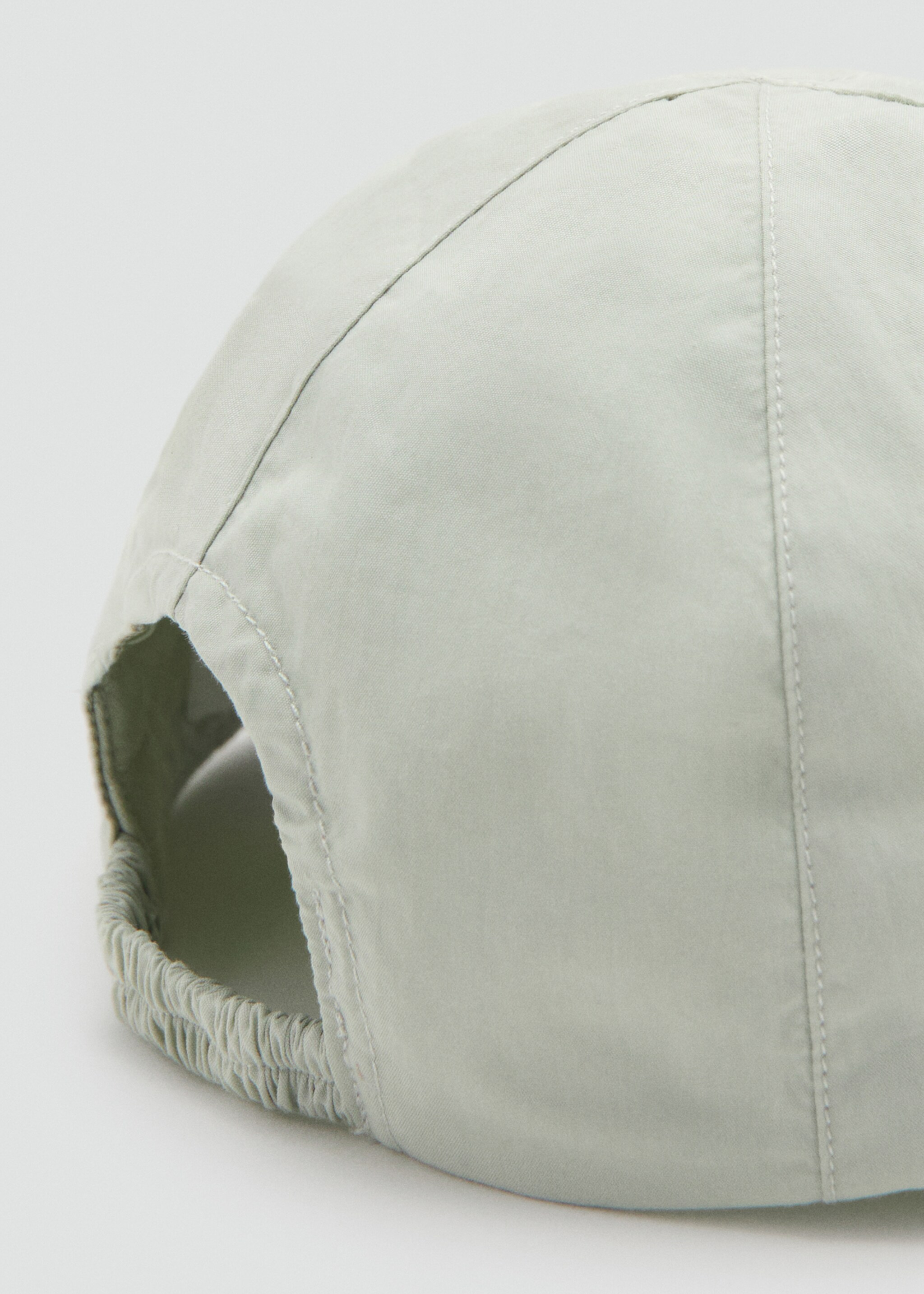 Cap with visor - Details of the article 1, Green. Ref: 27094426-00.