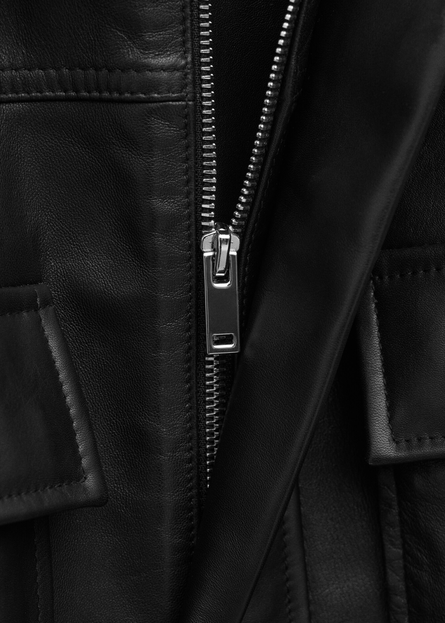 100% leather parka with cinched waist - Details of the article 8