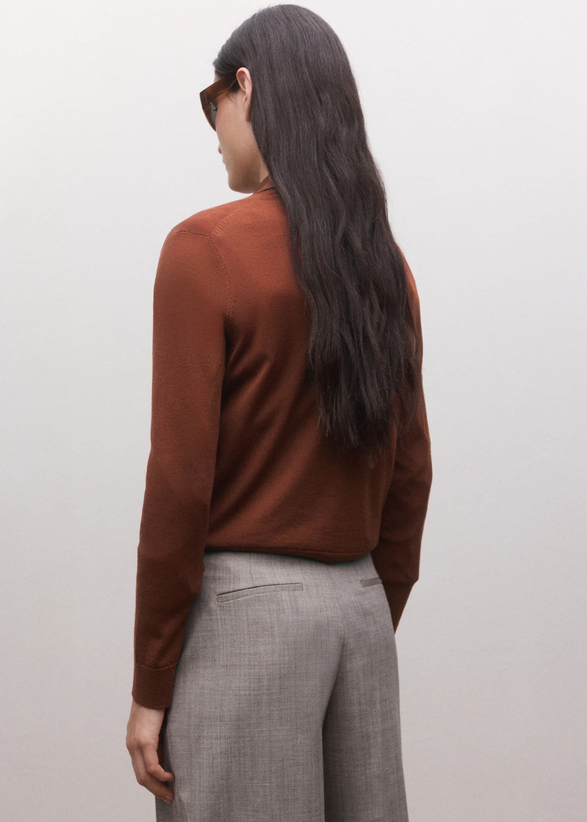 100% wool round-neck sweater - Reverse of the article, Russet. Ref: 27094439-00.