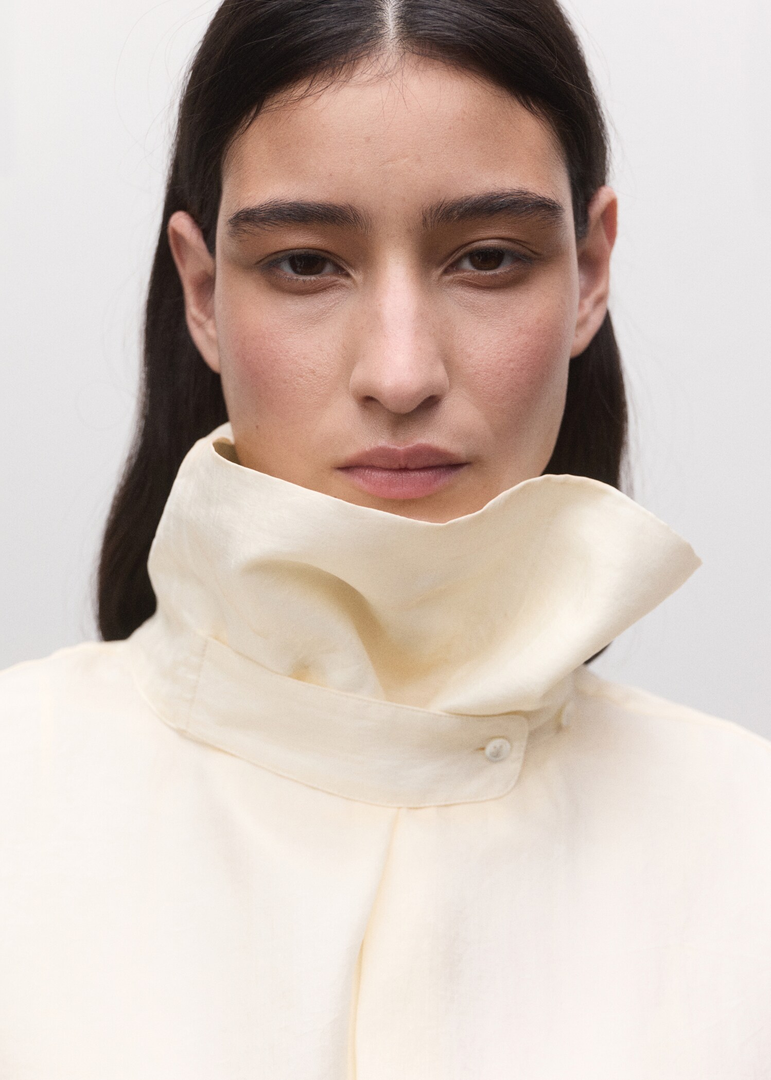 Lyocell shirt with funnel neck - Деталь изделия 1