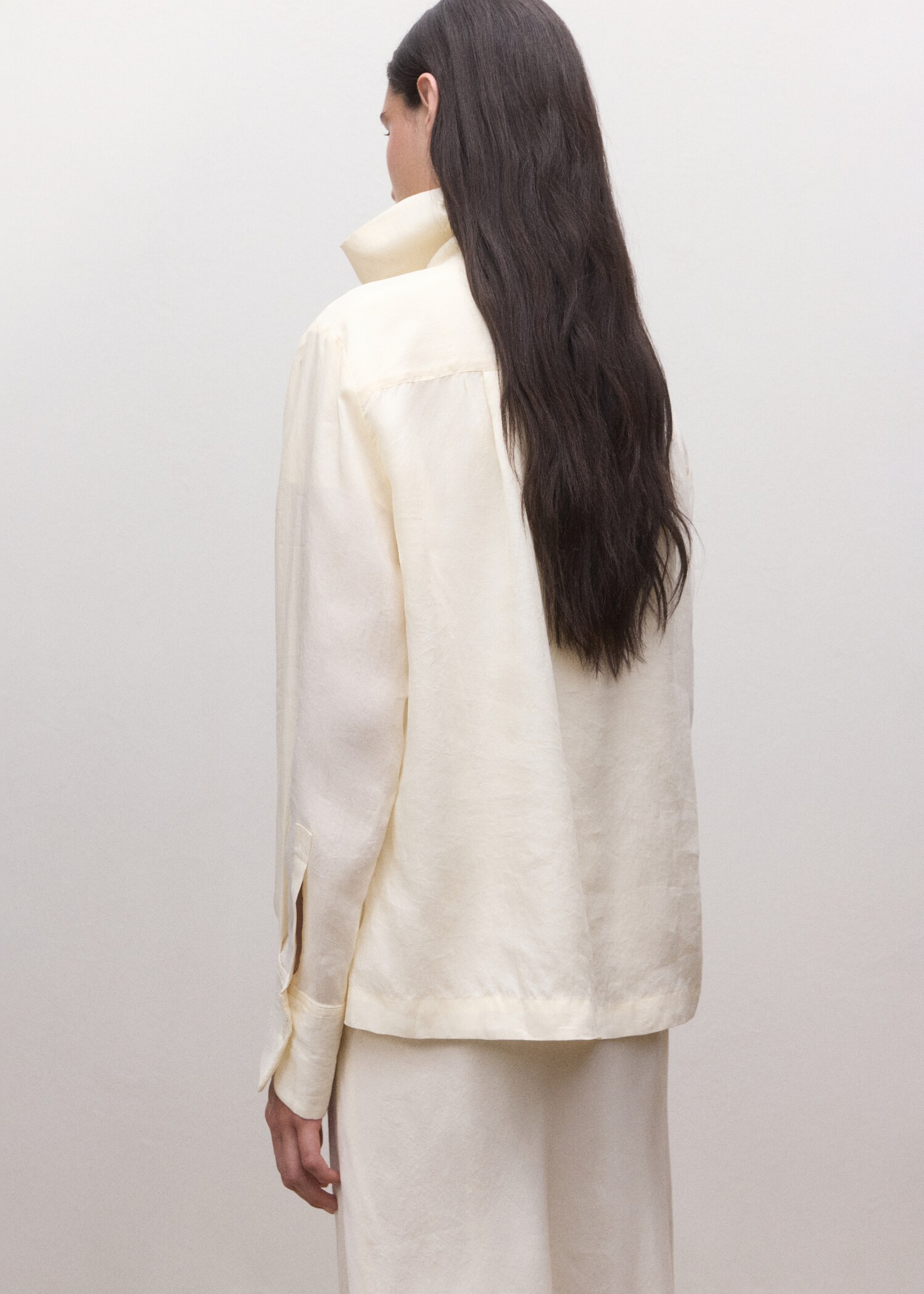 Lyocell shirt with funnel neck - Обратная сторона изделия