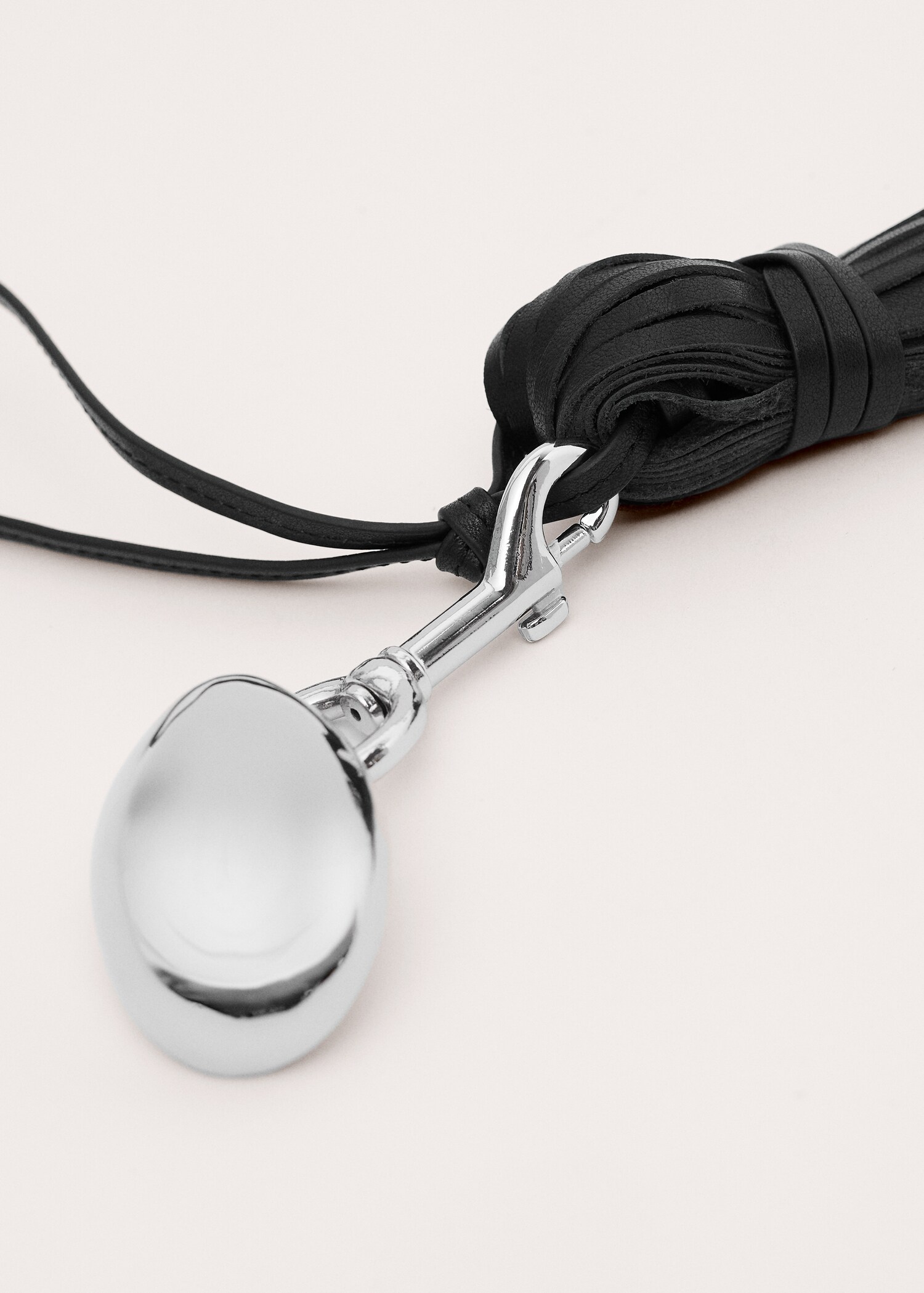 100% leather fringe keyring - Medium plane