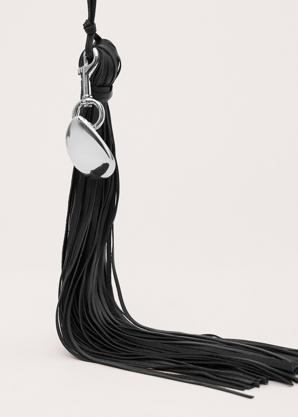 100% leather fringe keychain - image 4
