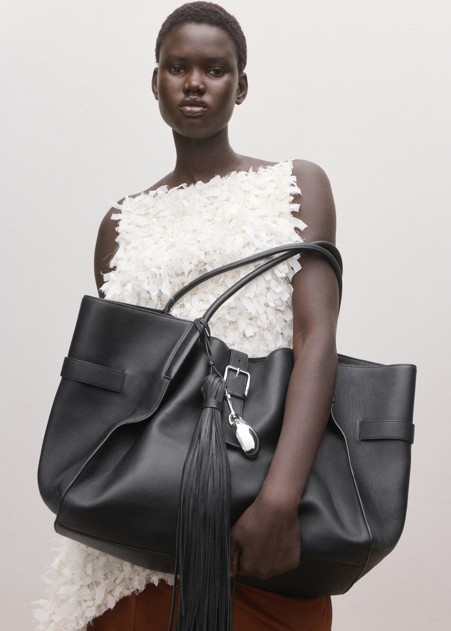 100% leather fringe keyring - Details of the article 9