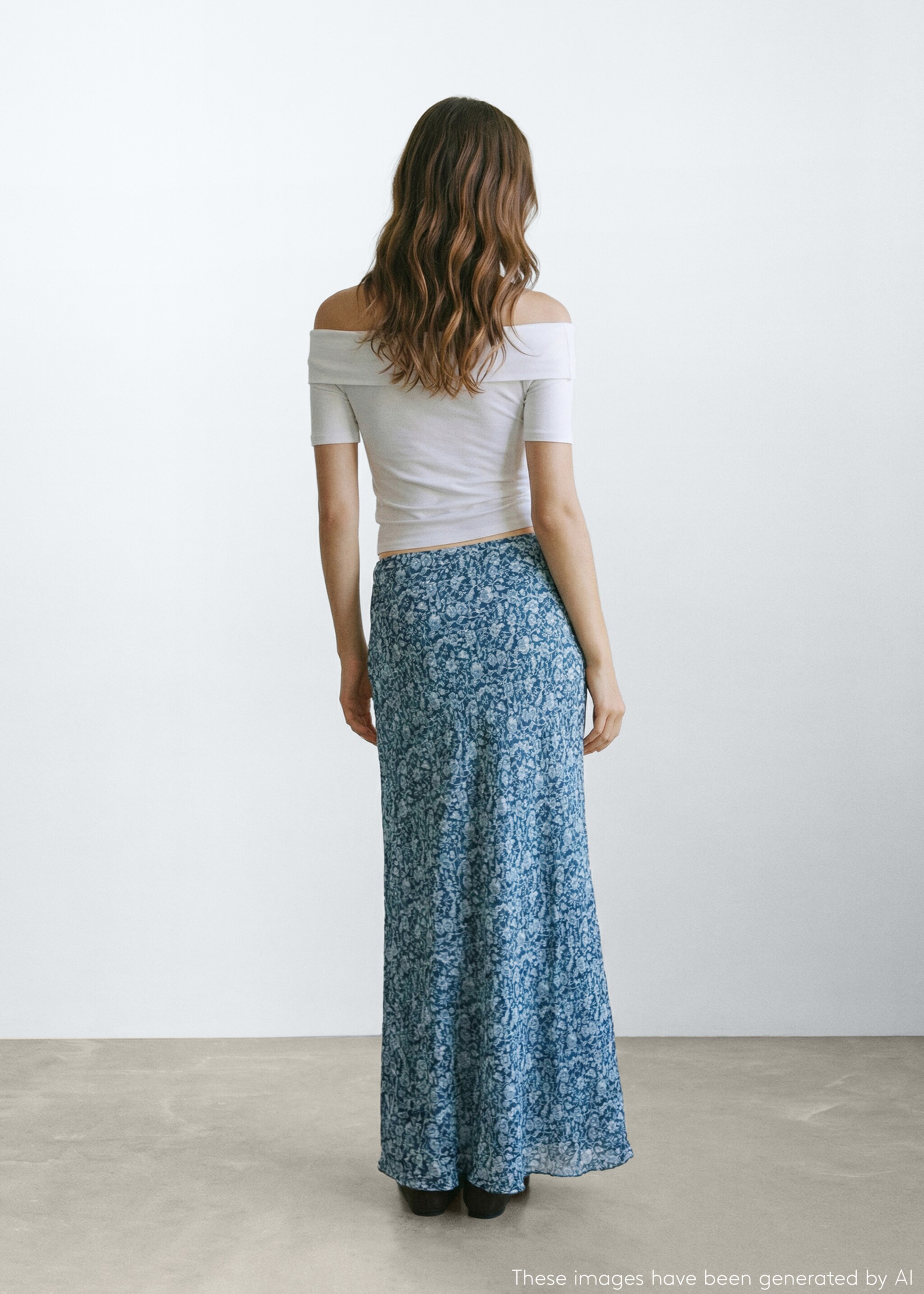 Flowy printed skirt - Reverse of the article, Petrol Blue. Ref: 27094770-00.