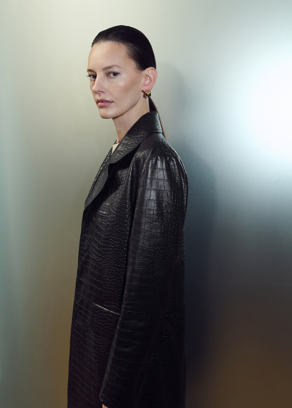 100% crocodile-effect leather coat - image 5