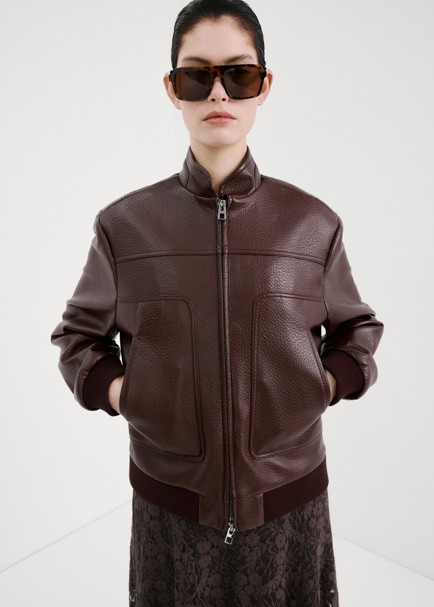 Collarless jacket with pockets - Medium plane