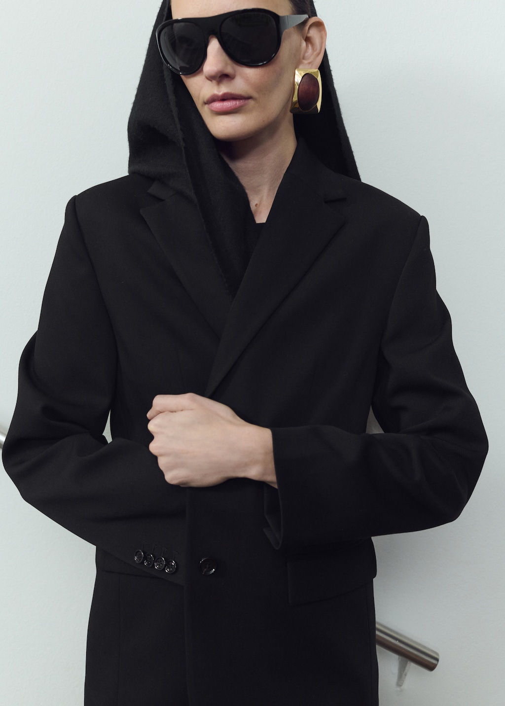 Mango Straight blazer with flap pockets thumbnail