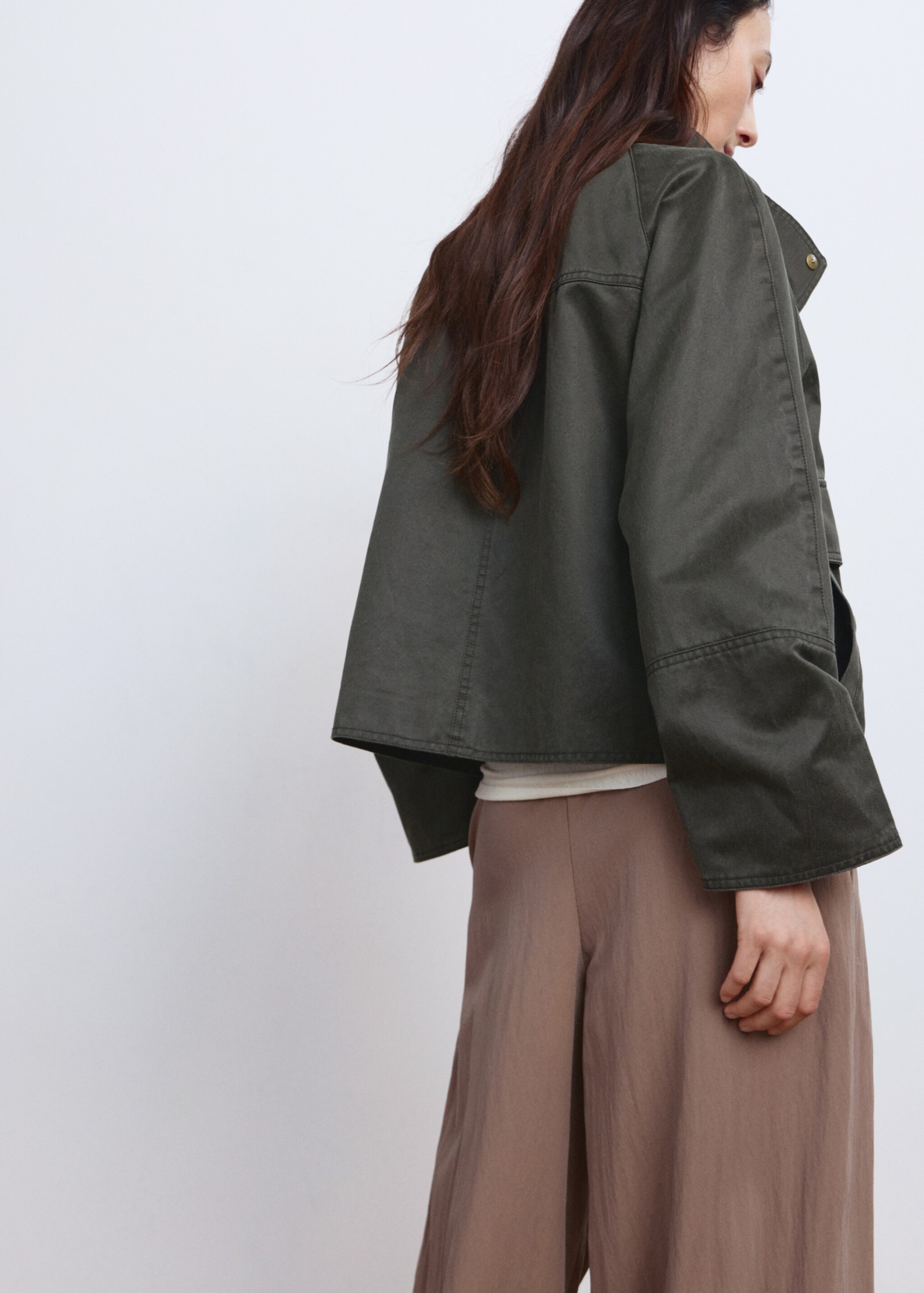 Funnel neck parka with pockets - Reverse of the article, Khaki. Ref: 27094776-00.
