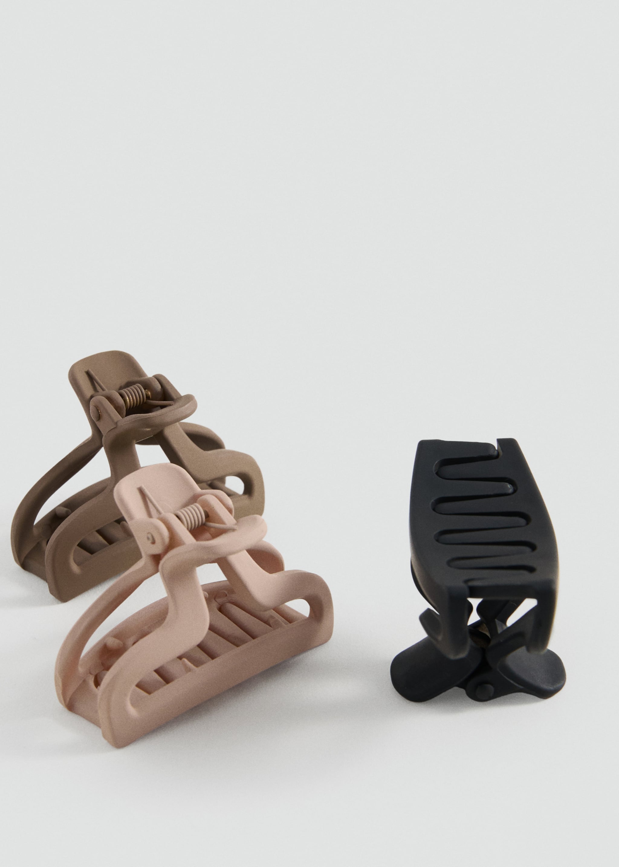 حزمة من 3 دبابيس للشعر - تفاصيل المنتج 1, بني. Ref: 27095163-00.