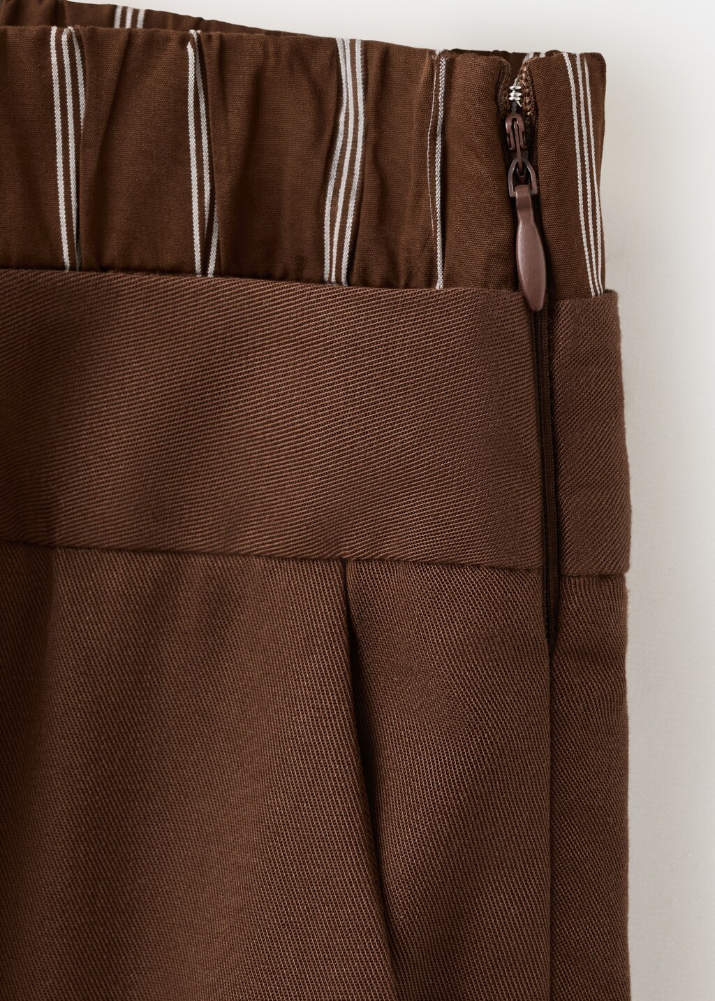 Lyocell pants with combined striped waistband - image 4