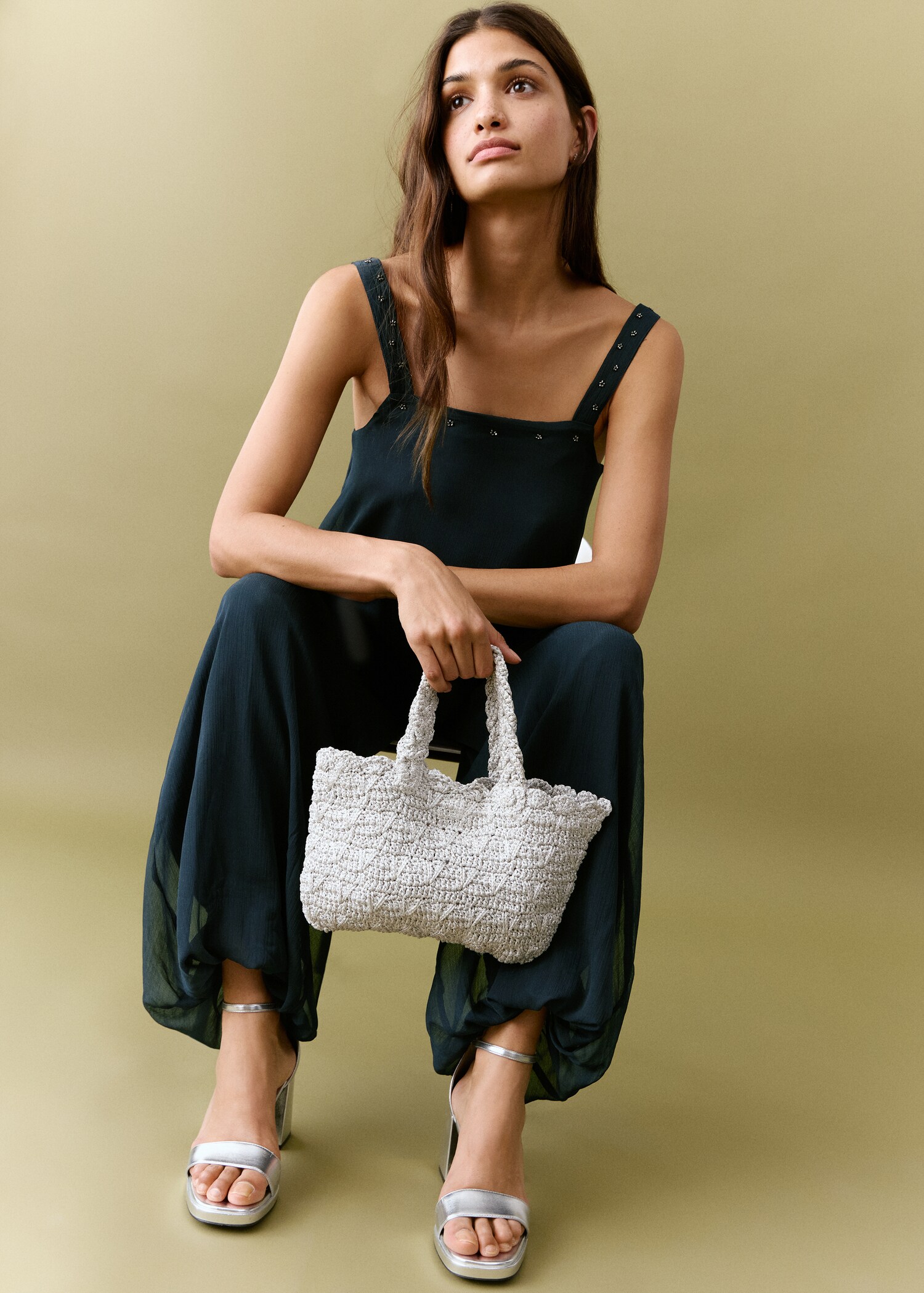 Ruffled flowy top - Details of the article 2