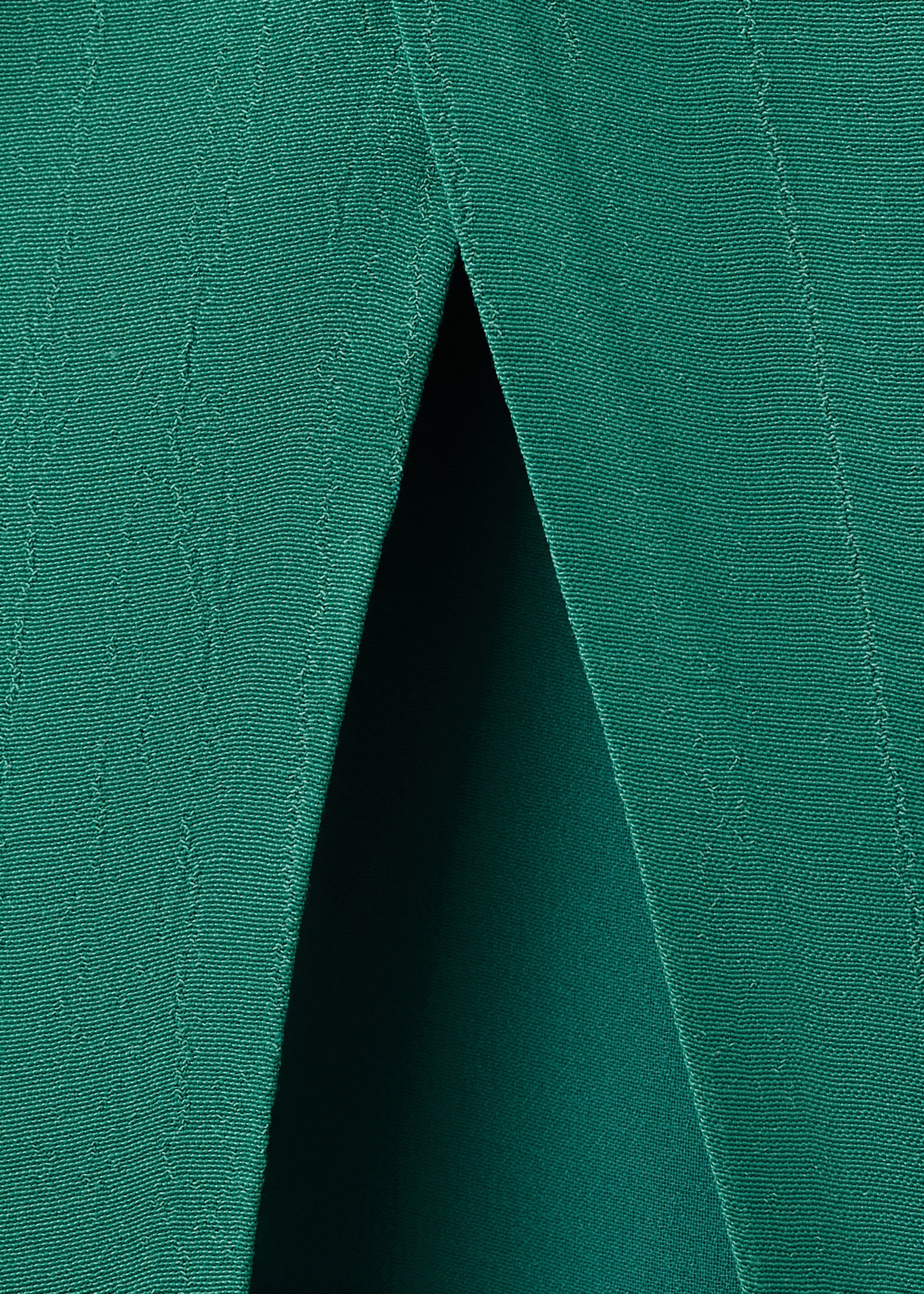 Open-back halter blouse - Details of the article 0, Green. Ref: 27095808-00.