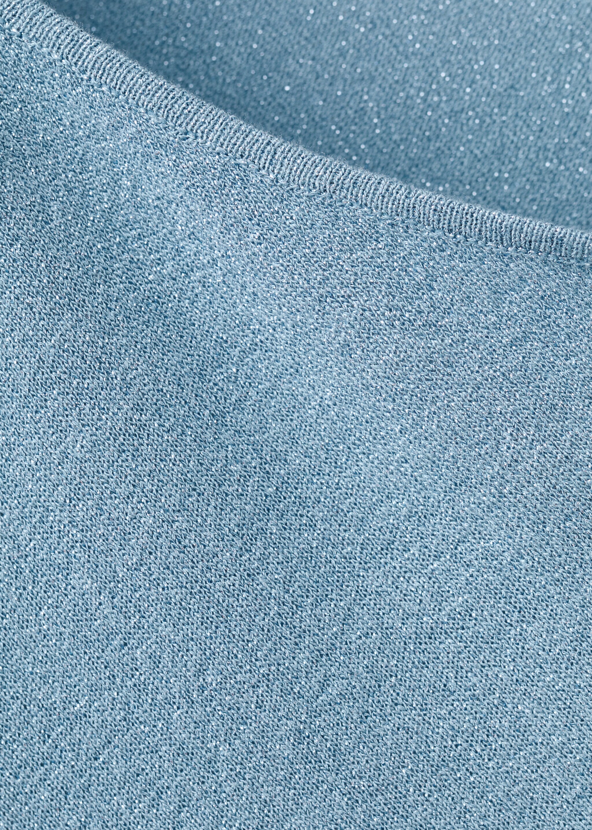 Asymmetrical knitted cape - Details of the article 8, Blue. Ref: 27095811-00.