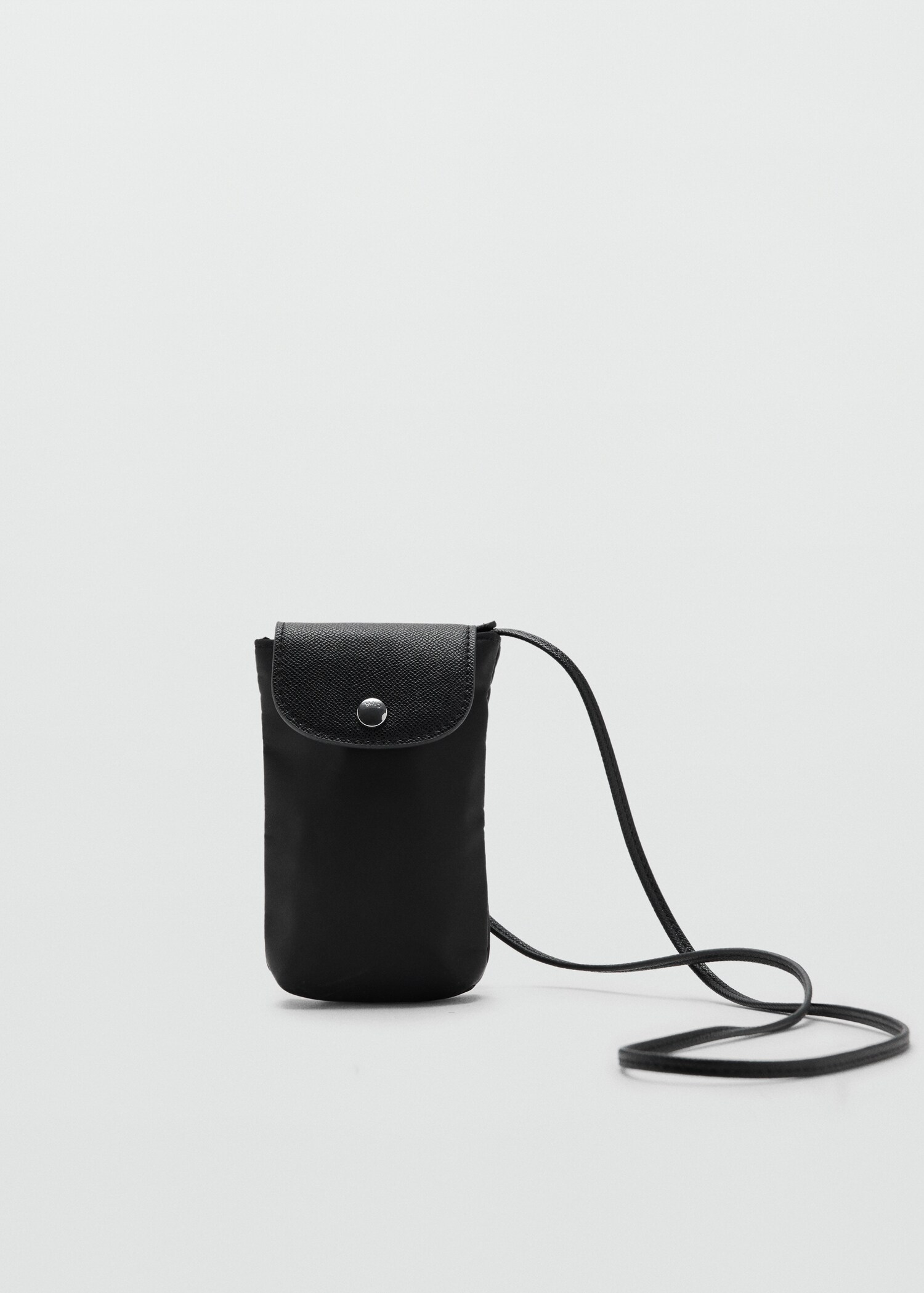 غطاء موبايل نايلون - منتج دون نموذج