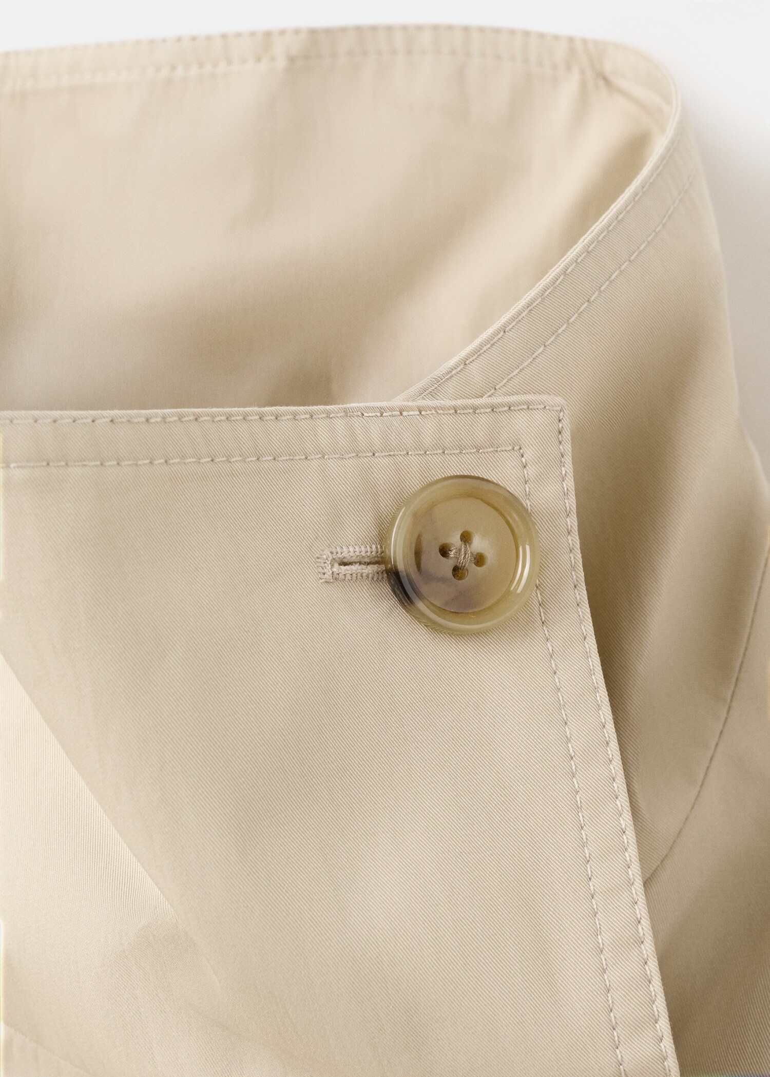 Double-breasted cropped trench coat - Details of the article 8