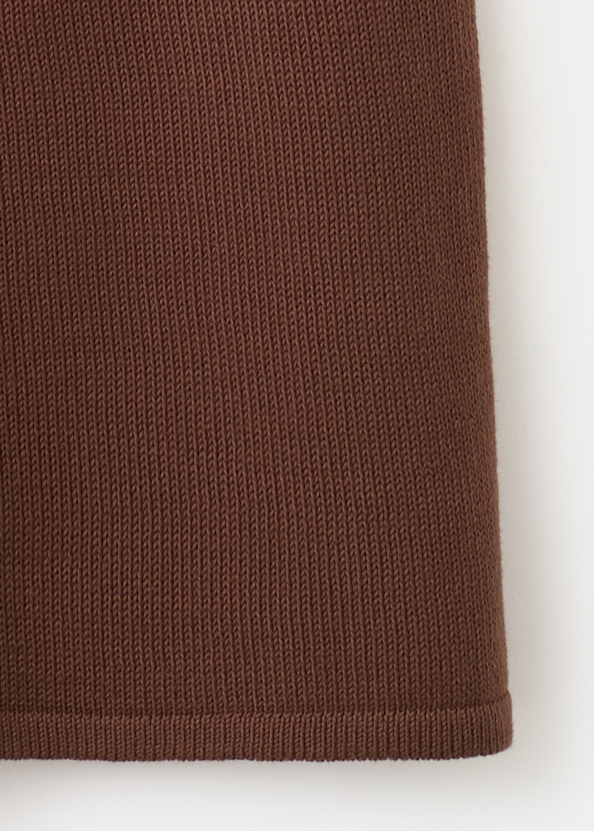 Opening pencil skirt - Details of the article 8, Chocolate. Ref: 27095818-00.