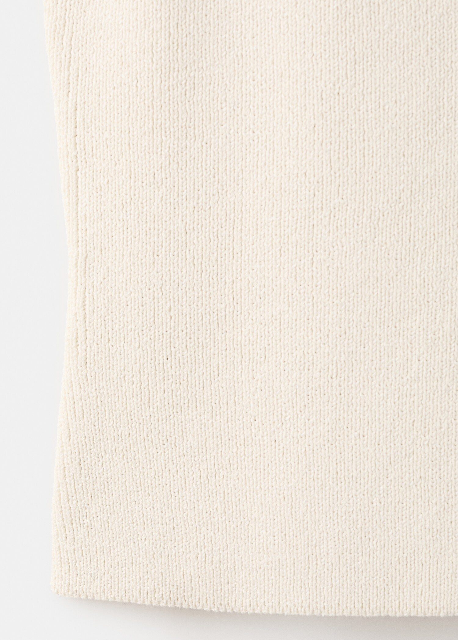 Knitted waistcoat with contrast piping - Details of the article 0