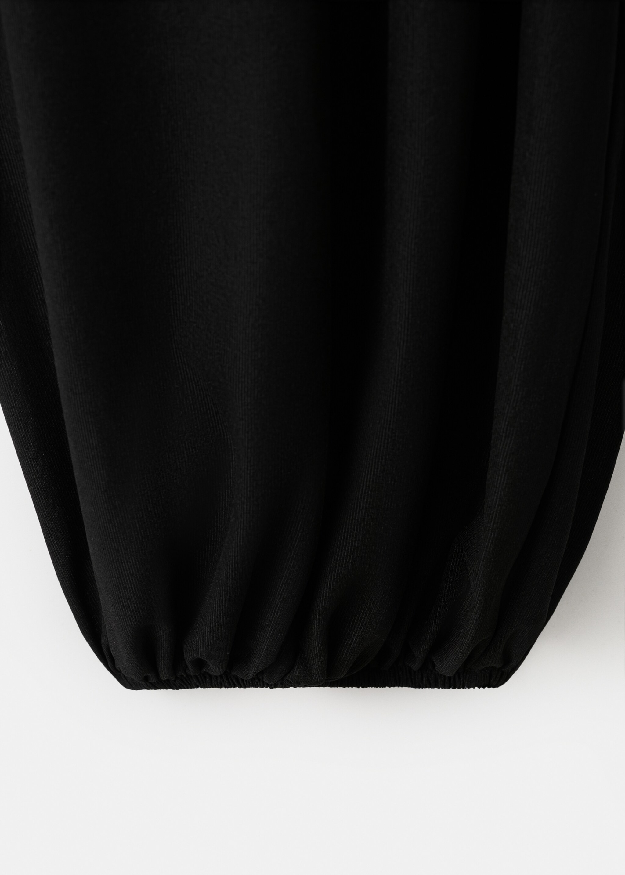 Mid-rise harem pants - Details of the article 0, Black. Ref: 27095831-00.