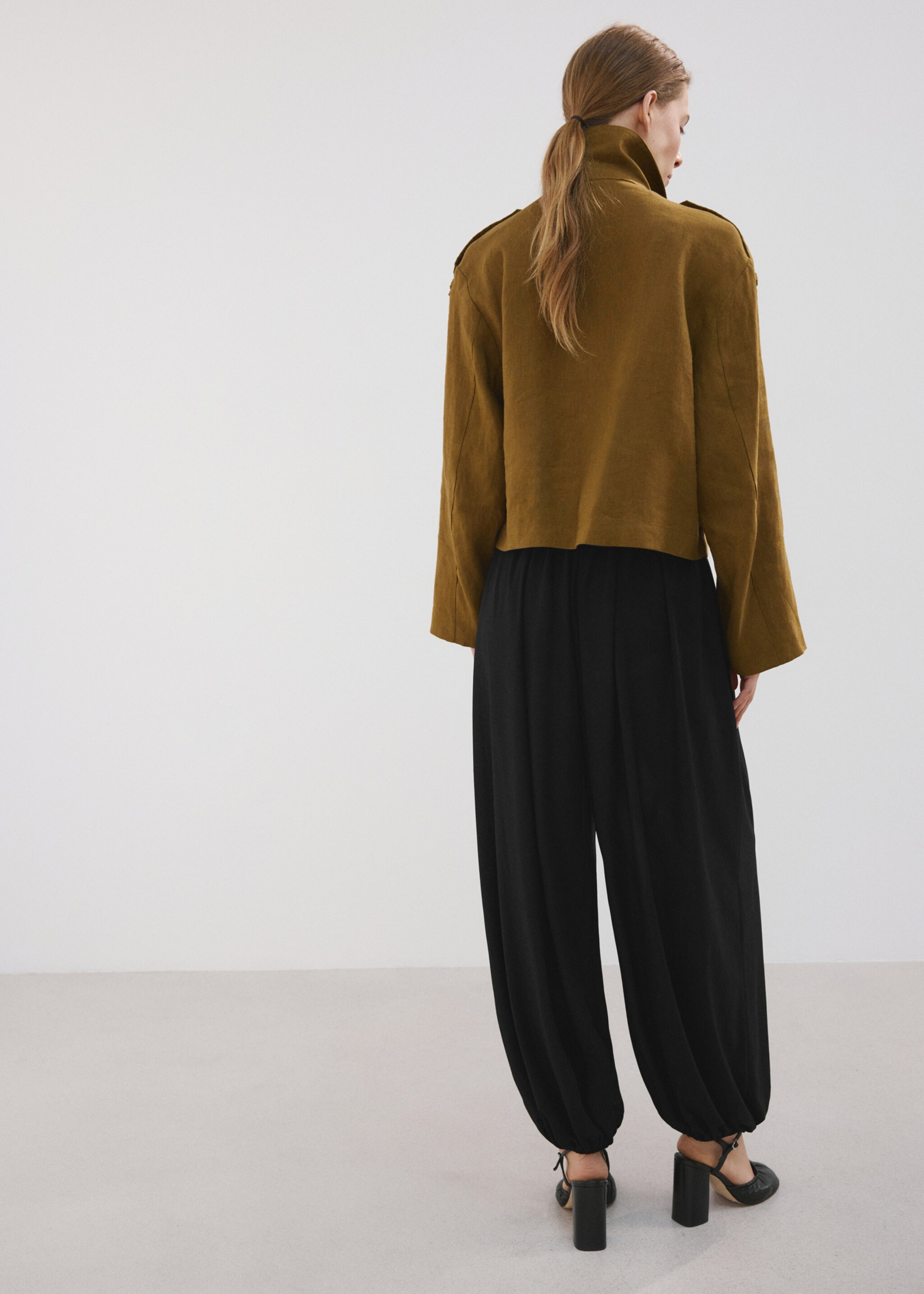 Mid-rise harem pants - Reverse of the article, Black. Ref: 27095831-00.