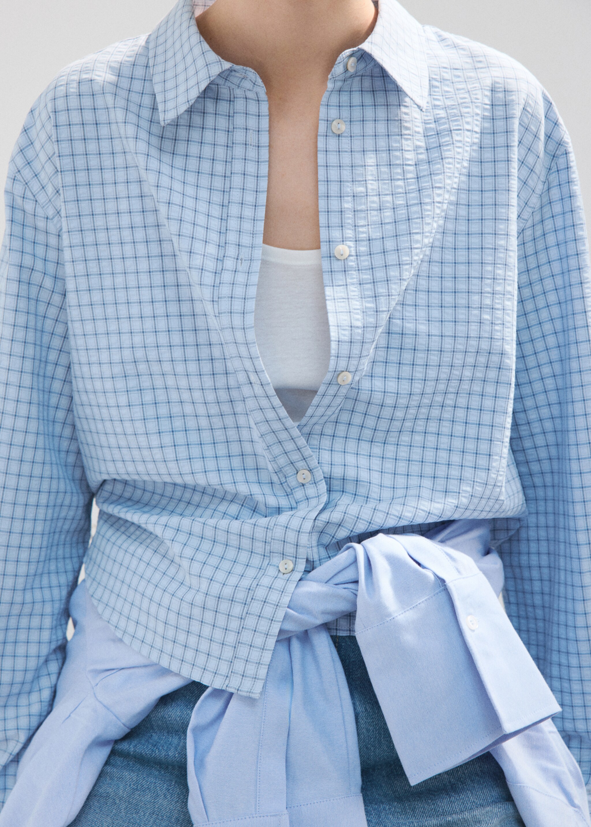 Straight checkered shirt - Details of the article 6, Sky Blue. Ref: 27095837-00.