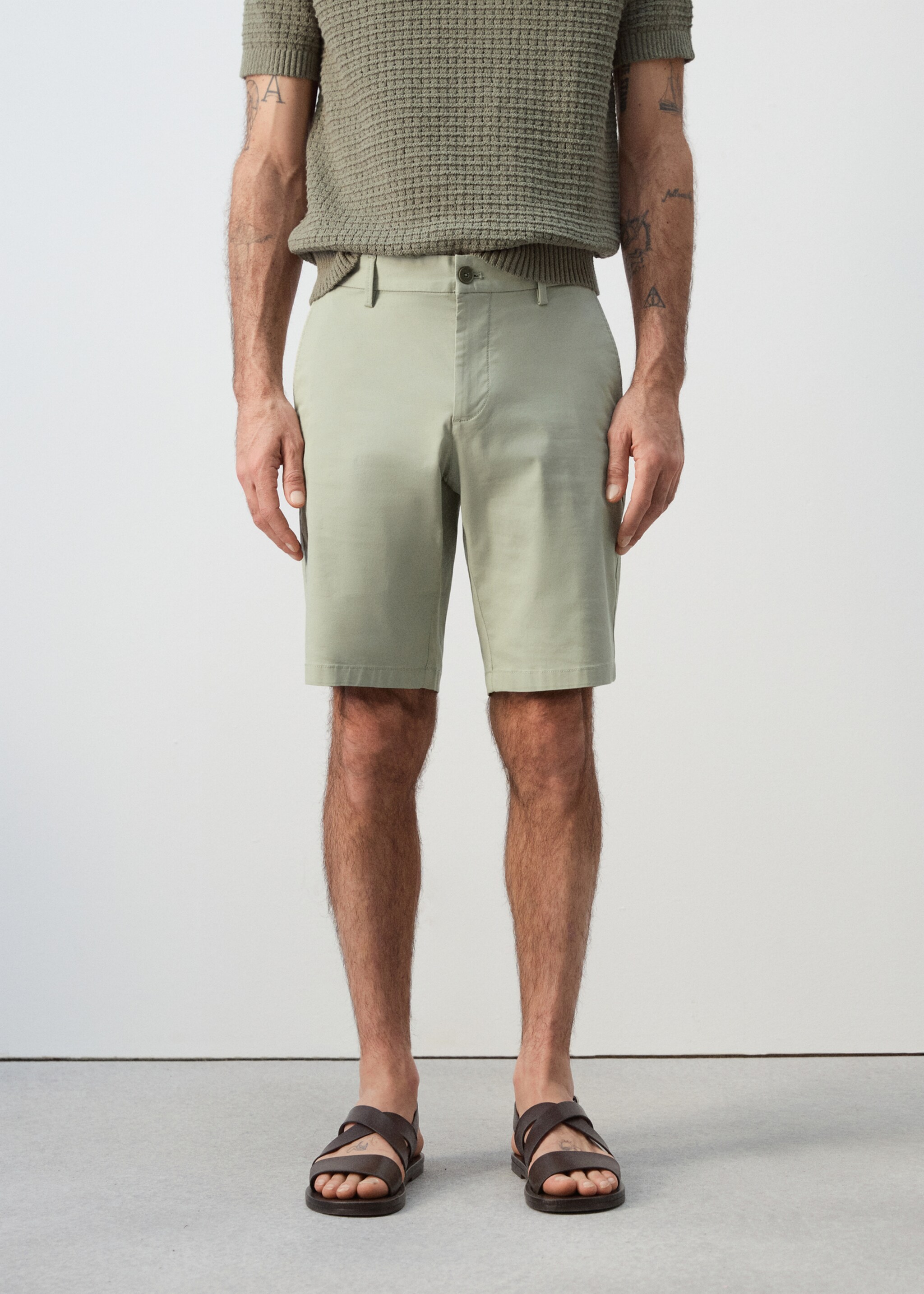 Slim-fit chino cotton bermuda shorts - Medium plane, Mint Green. Ref: 27095929-00.