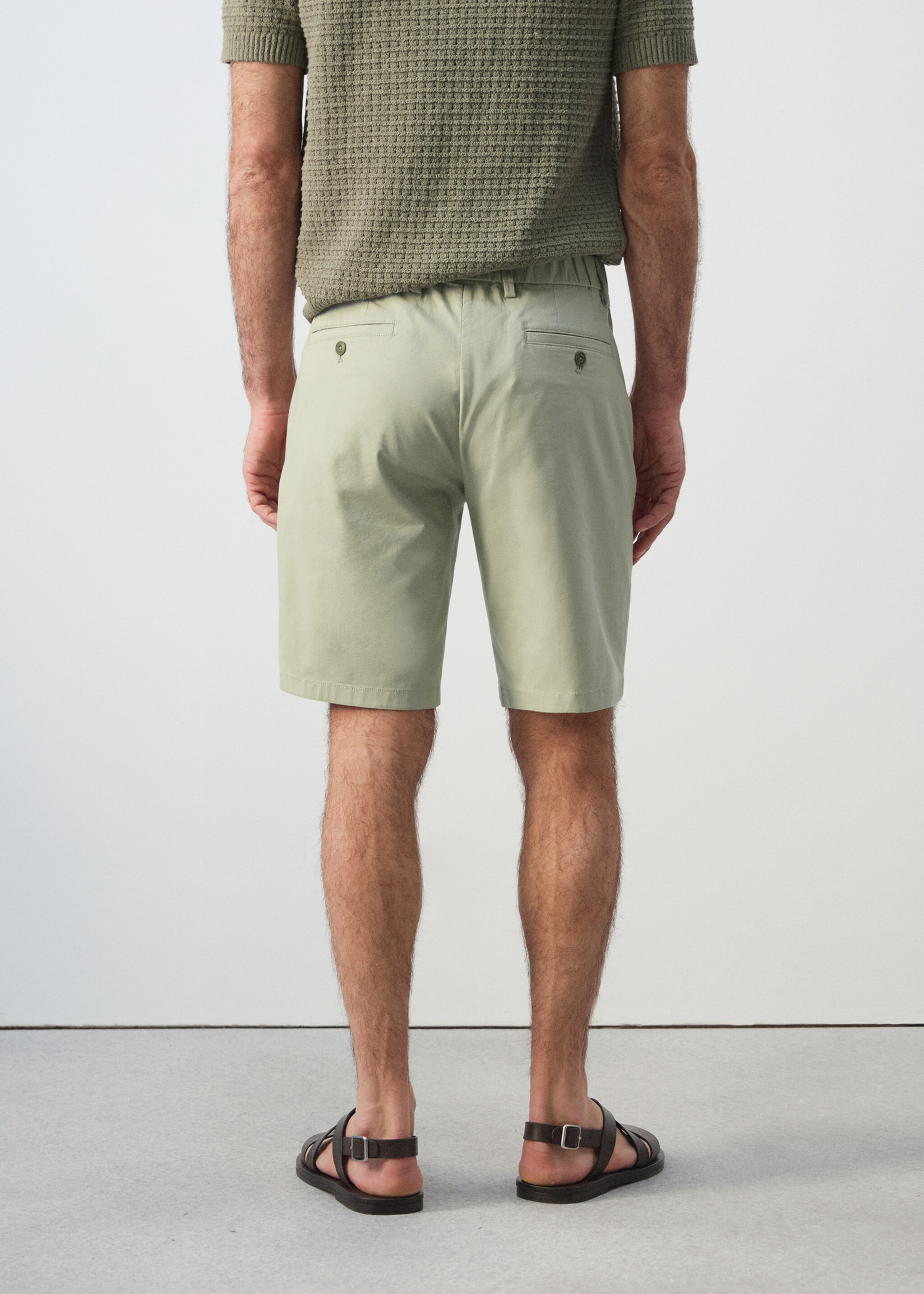 Slim-fit chino cotton bermuda shorts - Reverse of the article, Mint Green. Ref: 27095929-00.