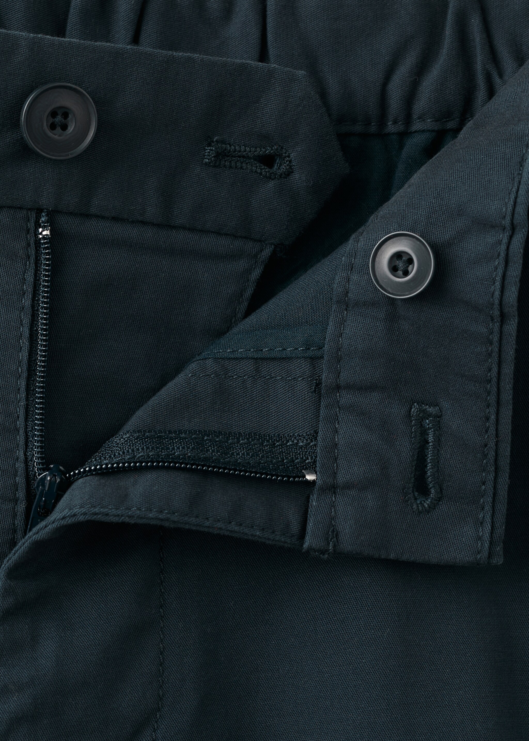 Bermudes slim fit xinesos cotó - Detall de l'article 8, Blau marí. Ref: 27095929-00.