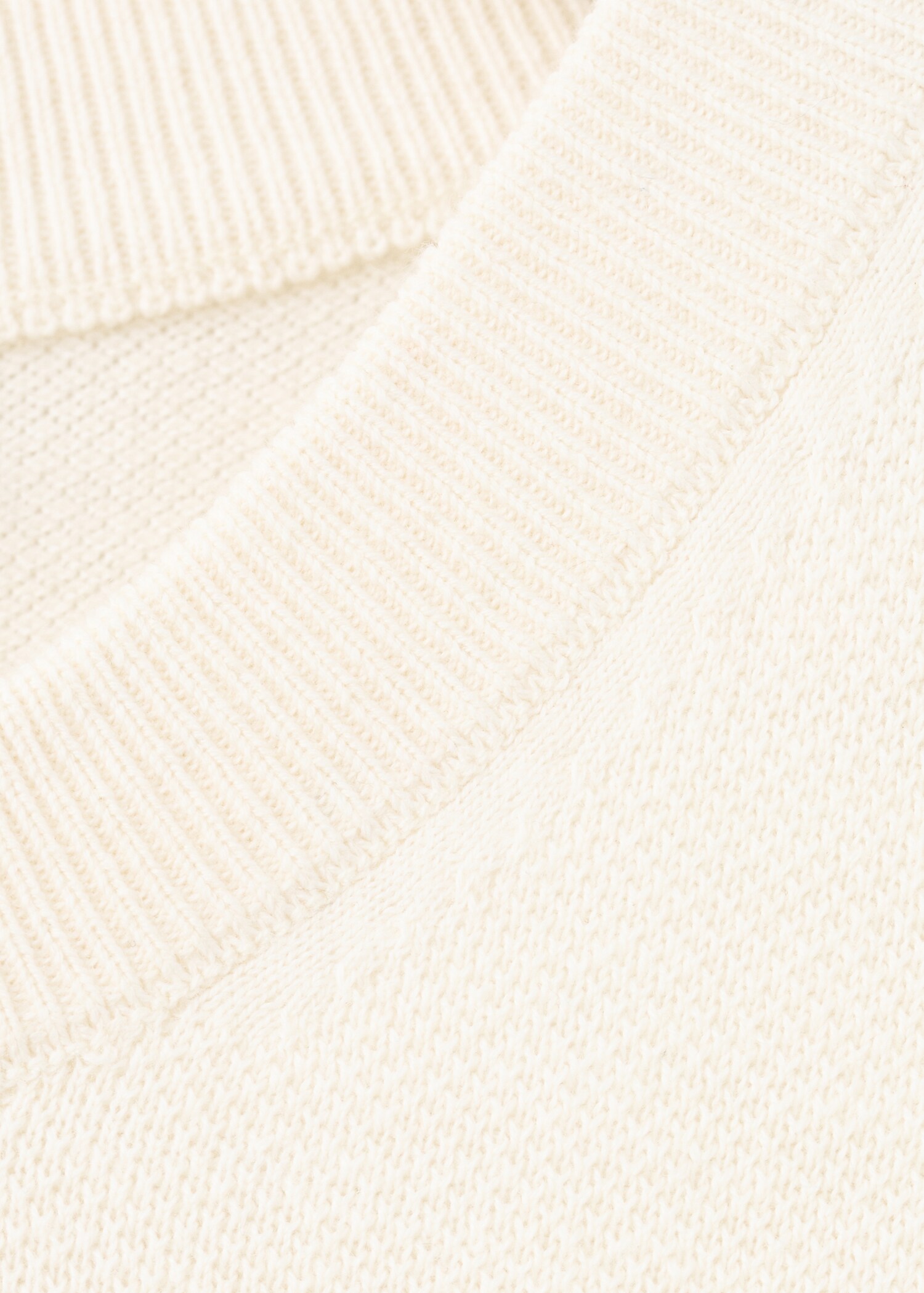 تي شيرت قطني ذو نسيج جيد - تفاصيل المنتج 0