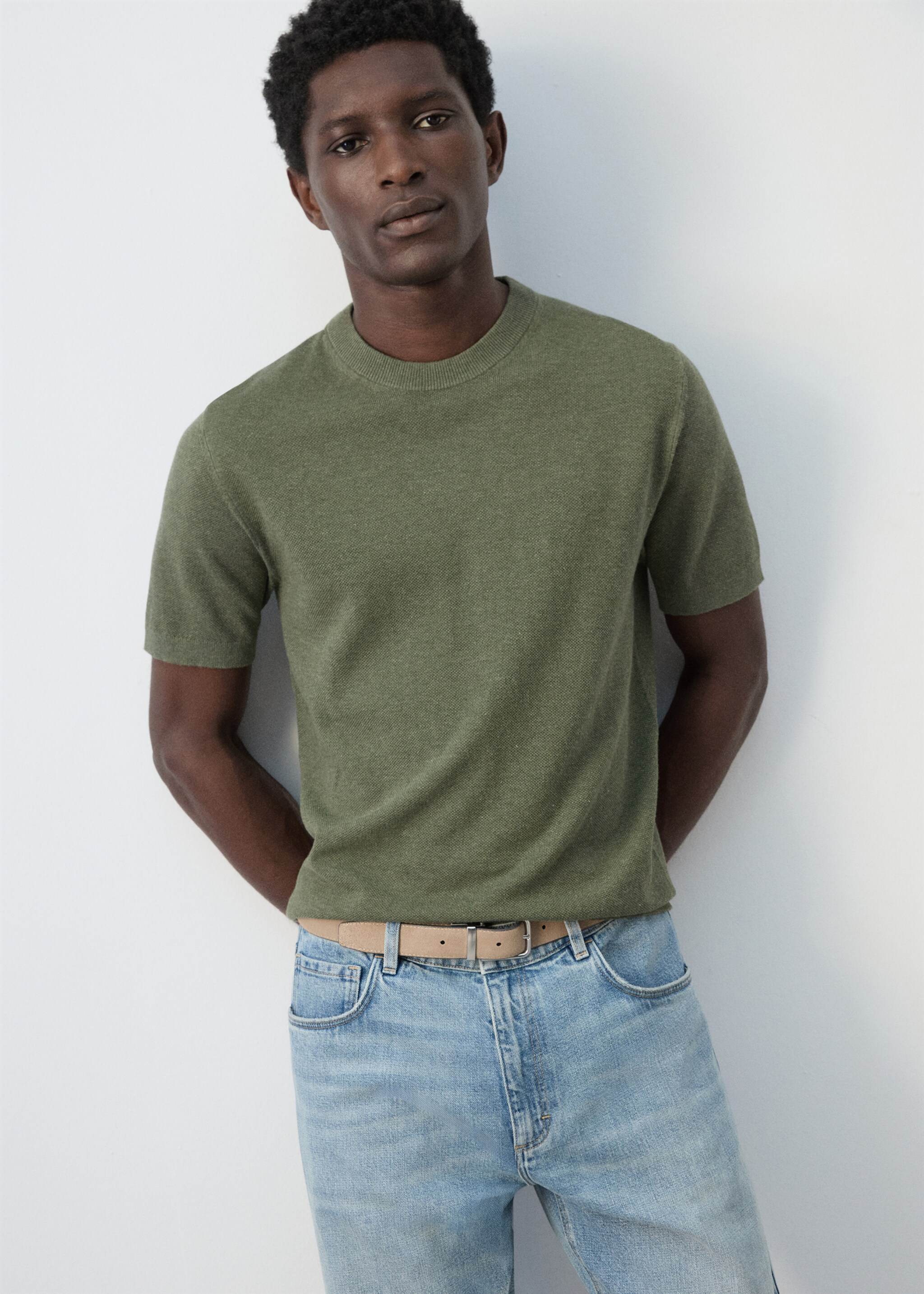 Cotton fine-knit t-shirt - Details of the article 6, Forest Green. Ref: 27095938-00.