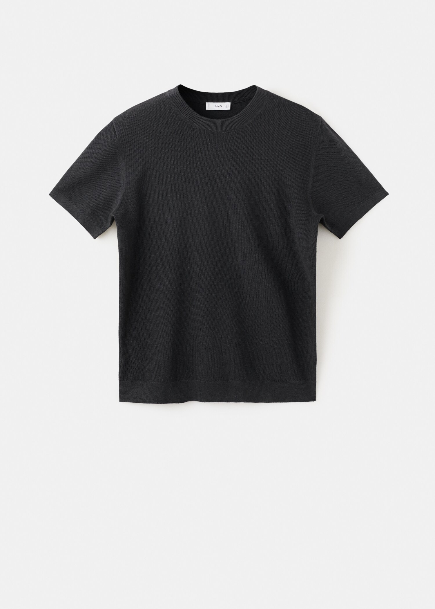 تي شيرت قطني ذو نسيج جيد - منتج دون نموذج