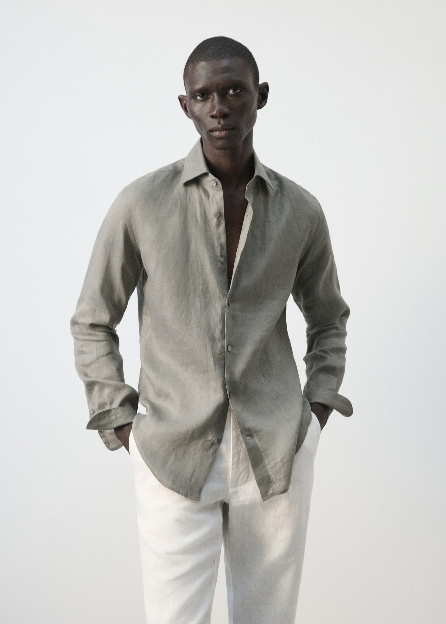 Chemise slim-fit 100 % lin - Plan moyen