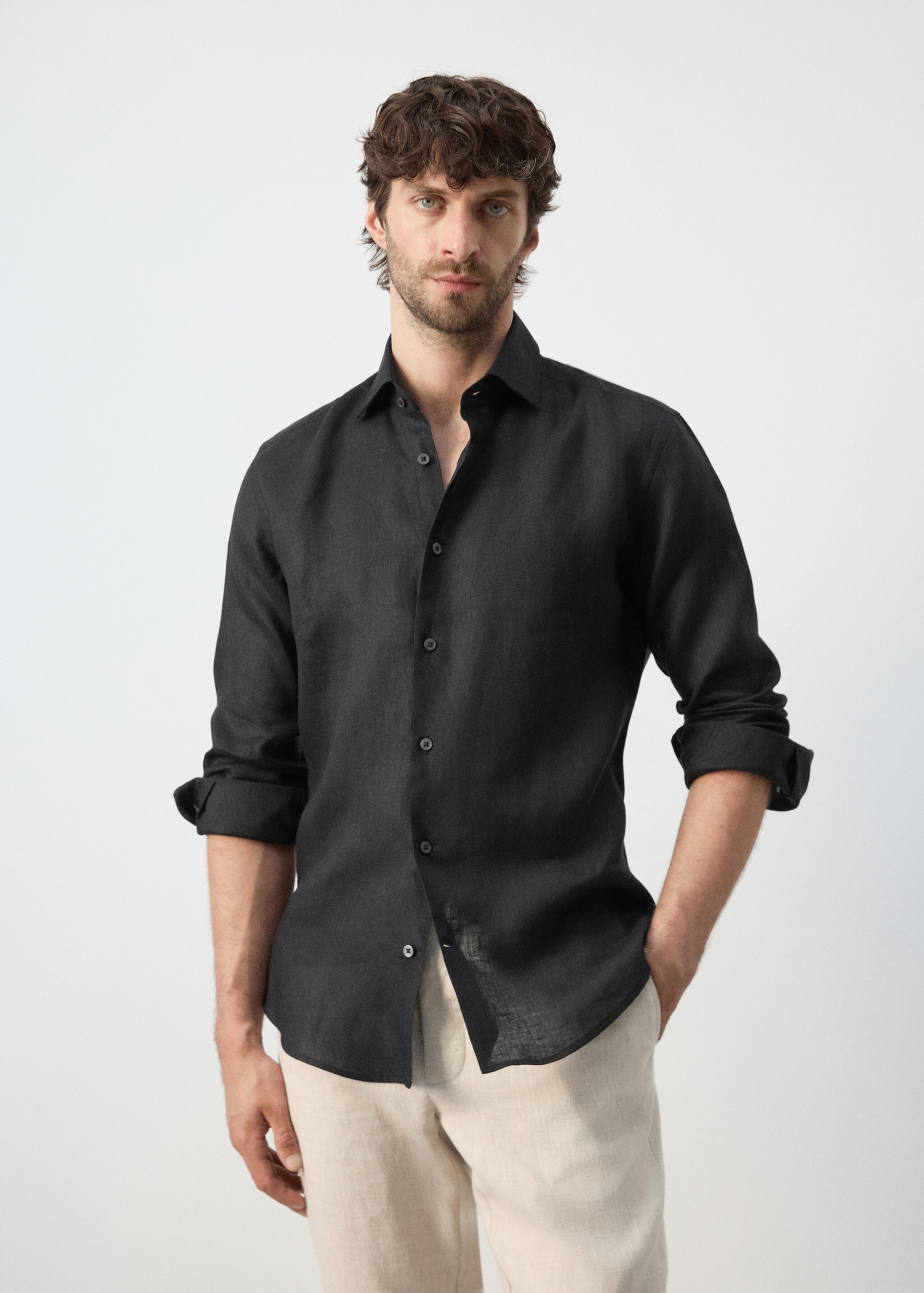 100% linen slim-fit shirt - Medium plane, Black. Ref: 27095947-00.