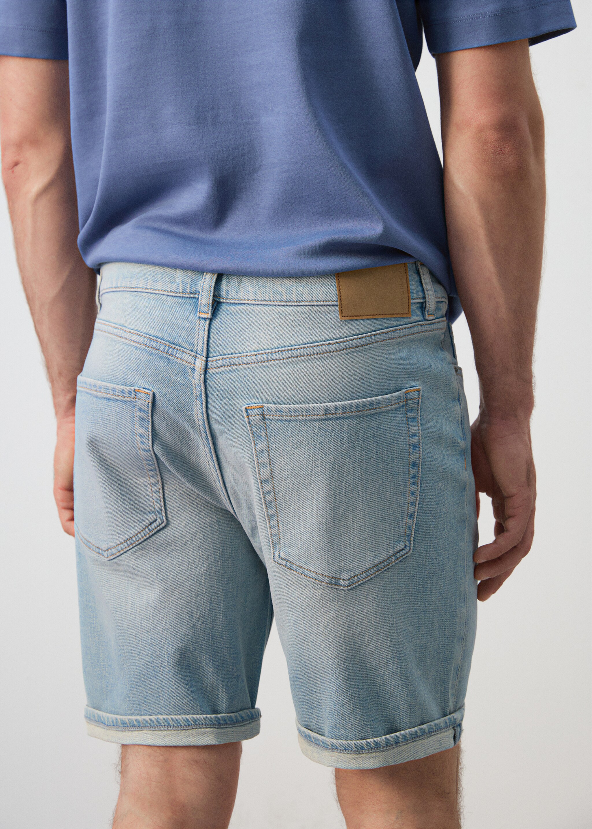 Bermuda en jean slim fit - Détail de l'article 6, Bleu clair. Ref: 27095957-00.