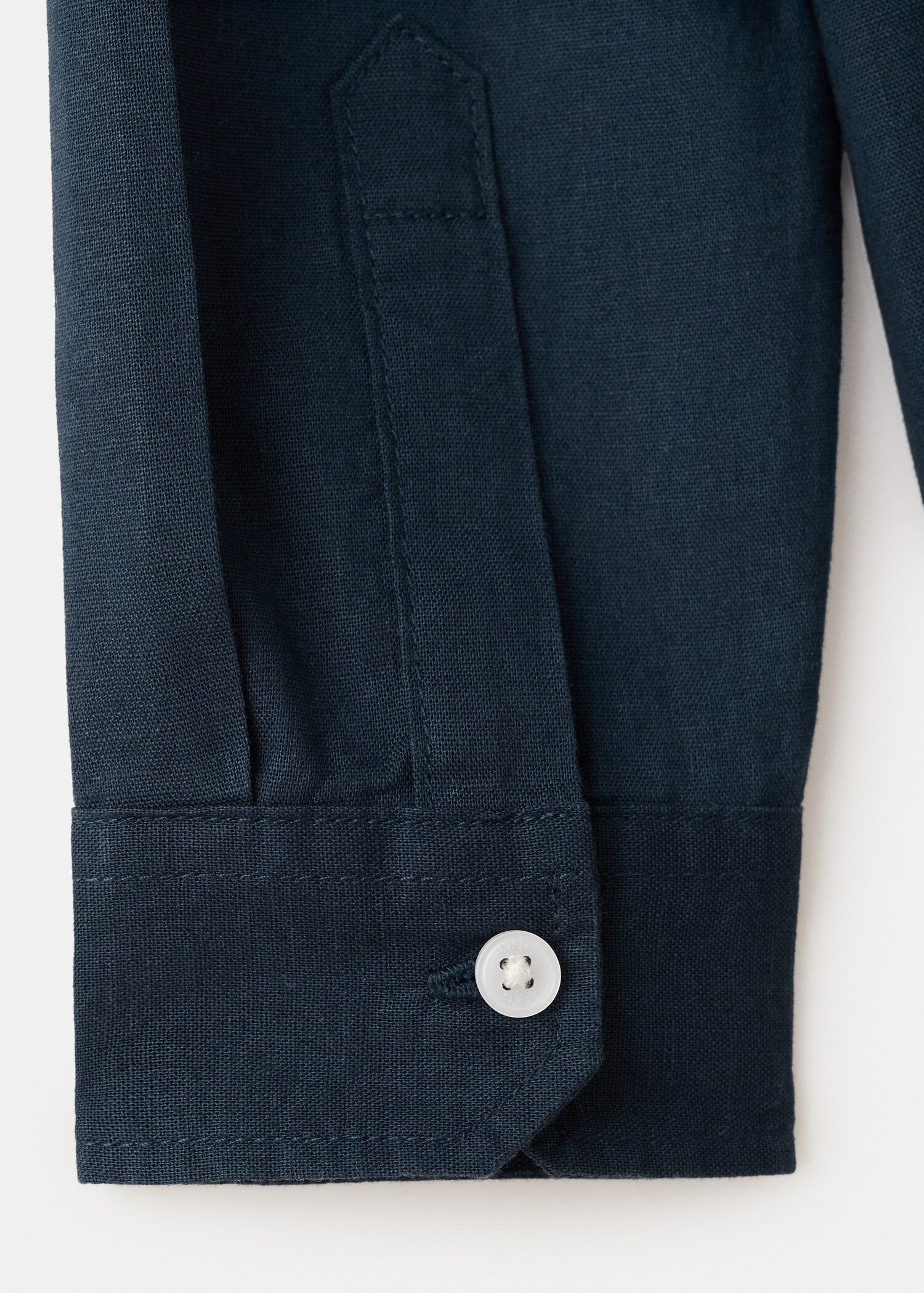 Linen-blend shirt - Details of the article 8