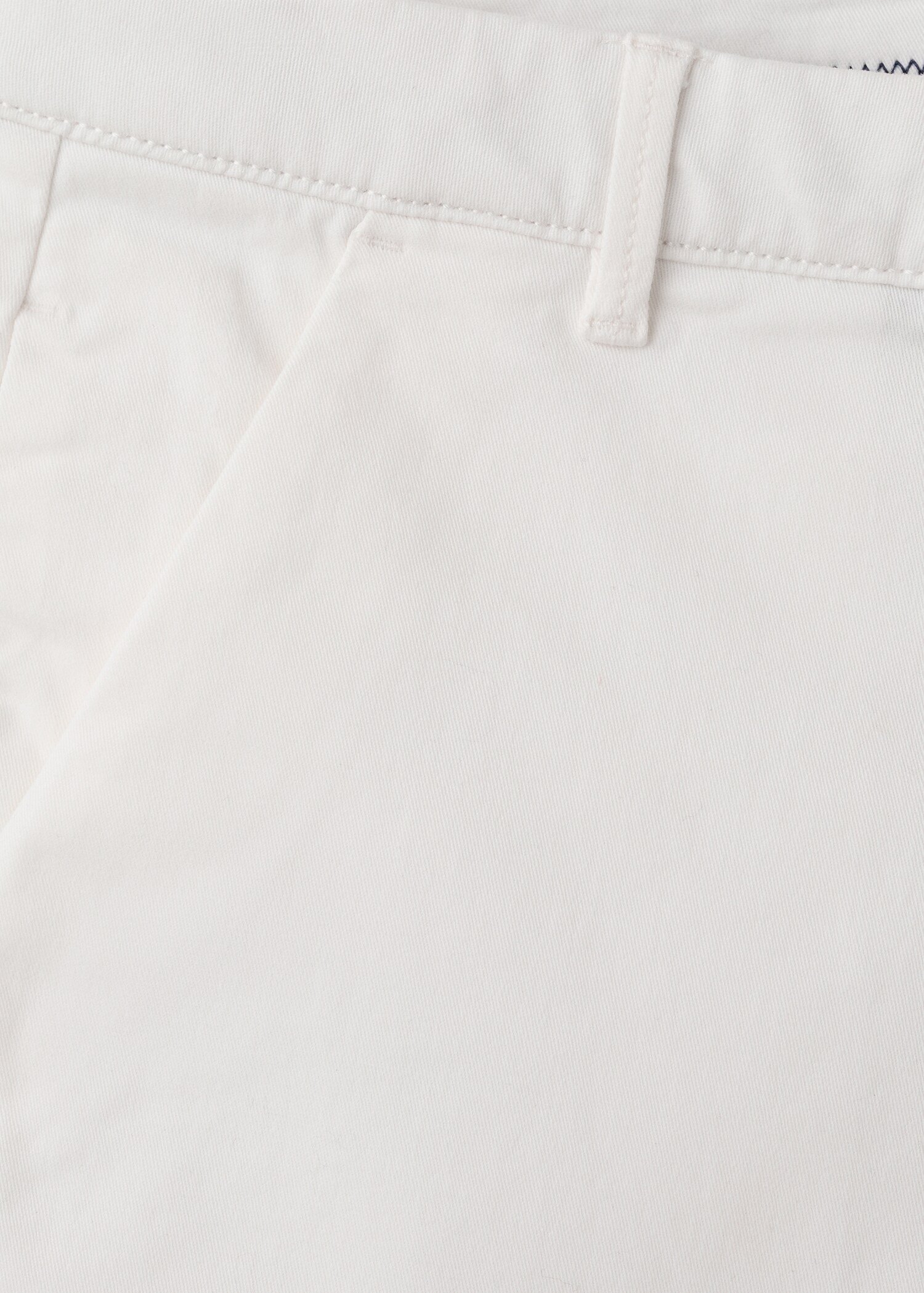 Cotton Bermuda shorts - Details of the article 0